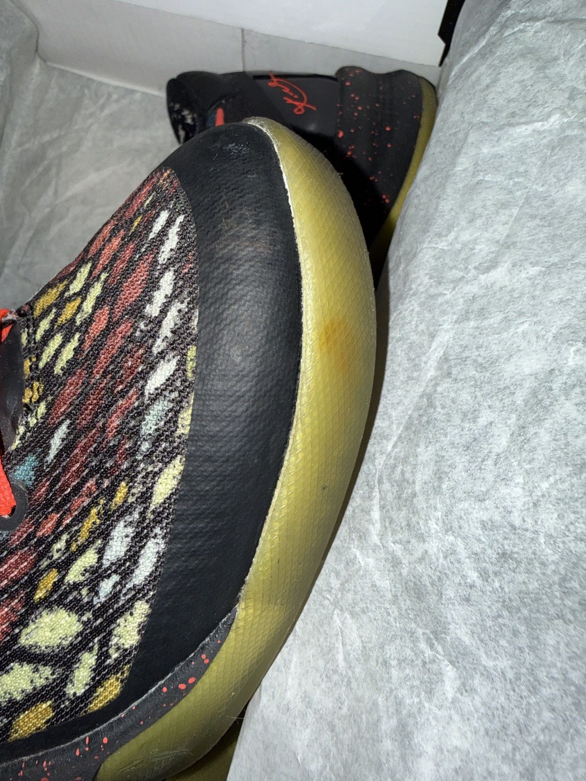 Nike Kobe 8 System Christmas Edition Size US 9.5 / EU 42-43 - 10 Thumbnail