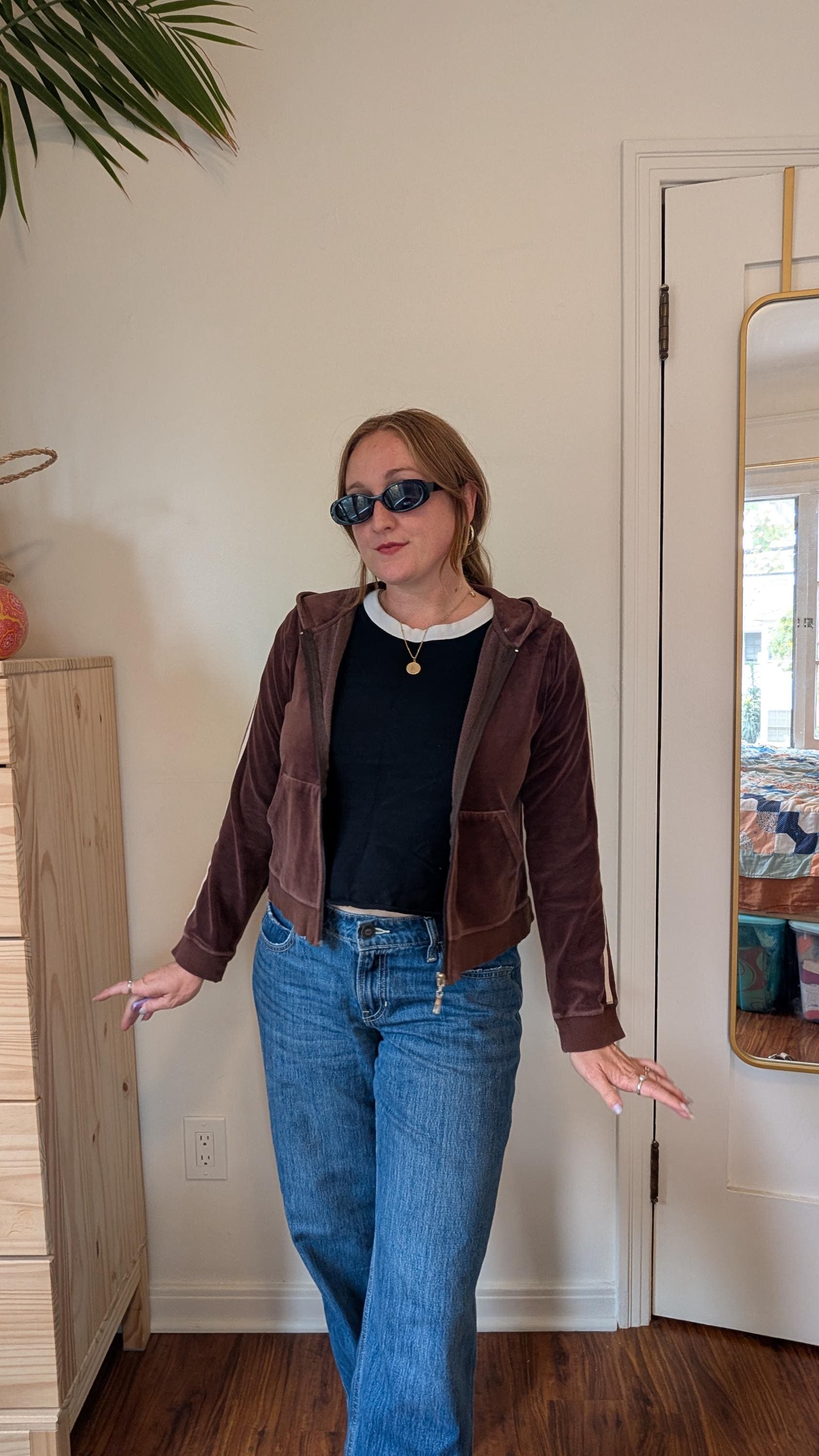 Vintage Vintage 90s/Y2K Brown Velour Hoodie, Juicy-Style Crop Stripe Size L / US 10 / IT 46 - 4 Thumbnail