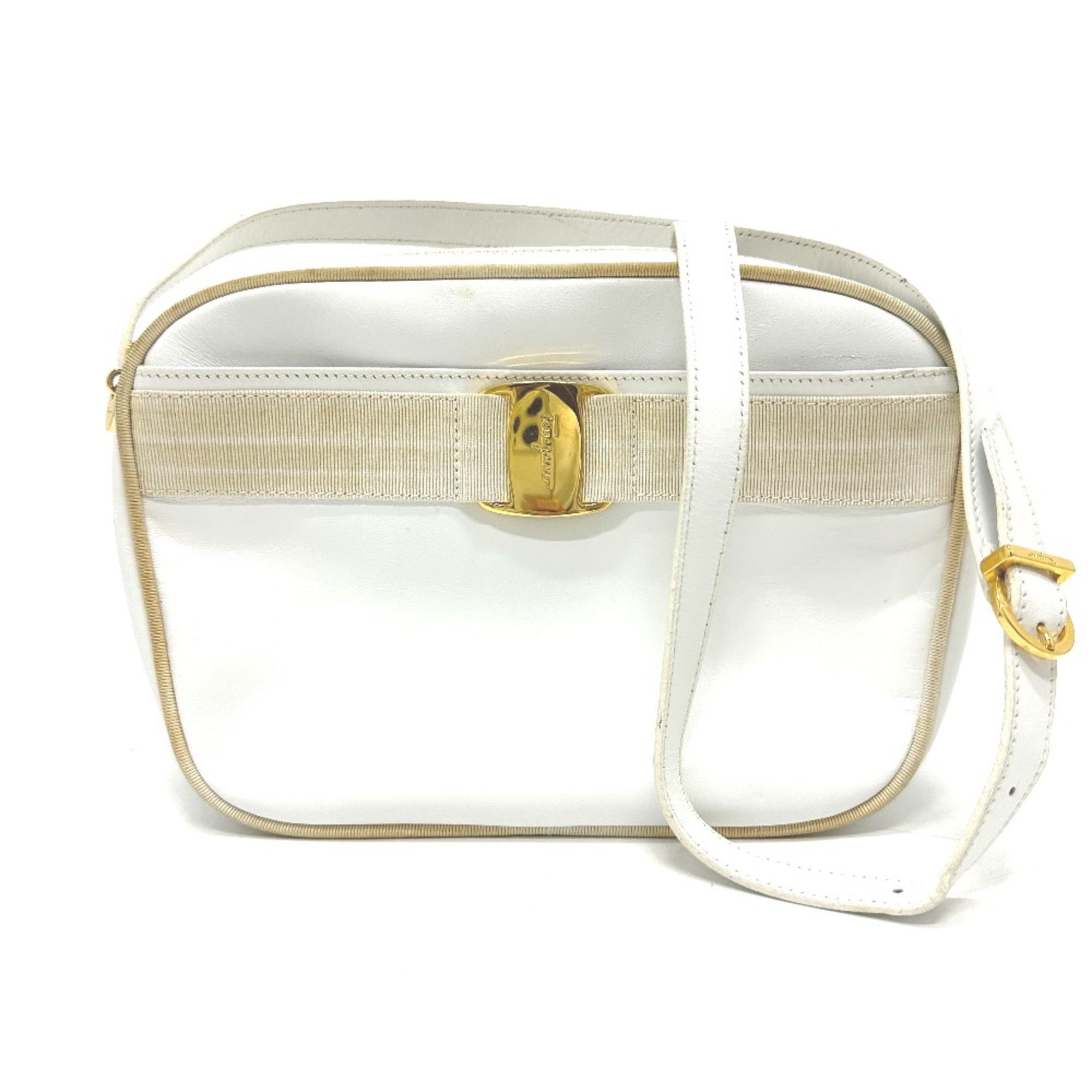 Salvatore Ferragamo Salvatore Ferragamo BA214183 Vala Shoulder Bag White GoldHardware Size ONE SIZE - 1 Thumbnail
