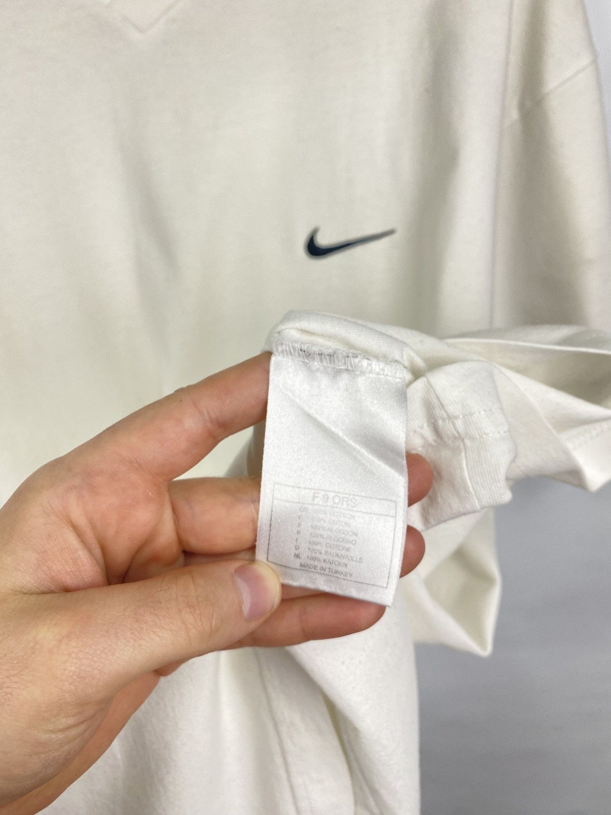 Nike Vintage 90s Nike Swoosh Retro T-Shirt Hype Size US XL / EU 56 / 4 - 6 Thumbnail