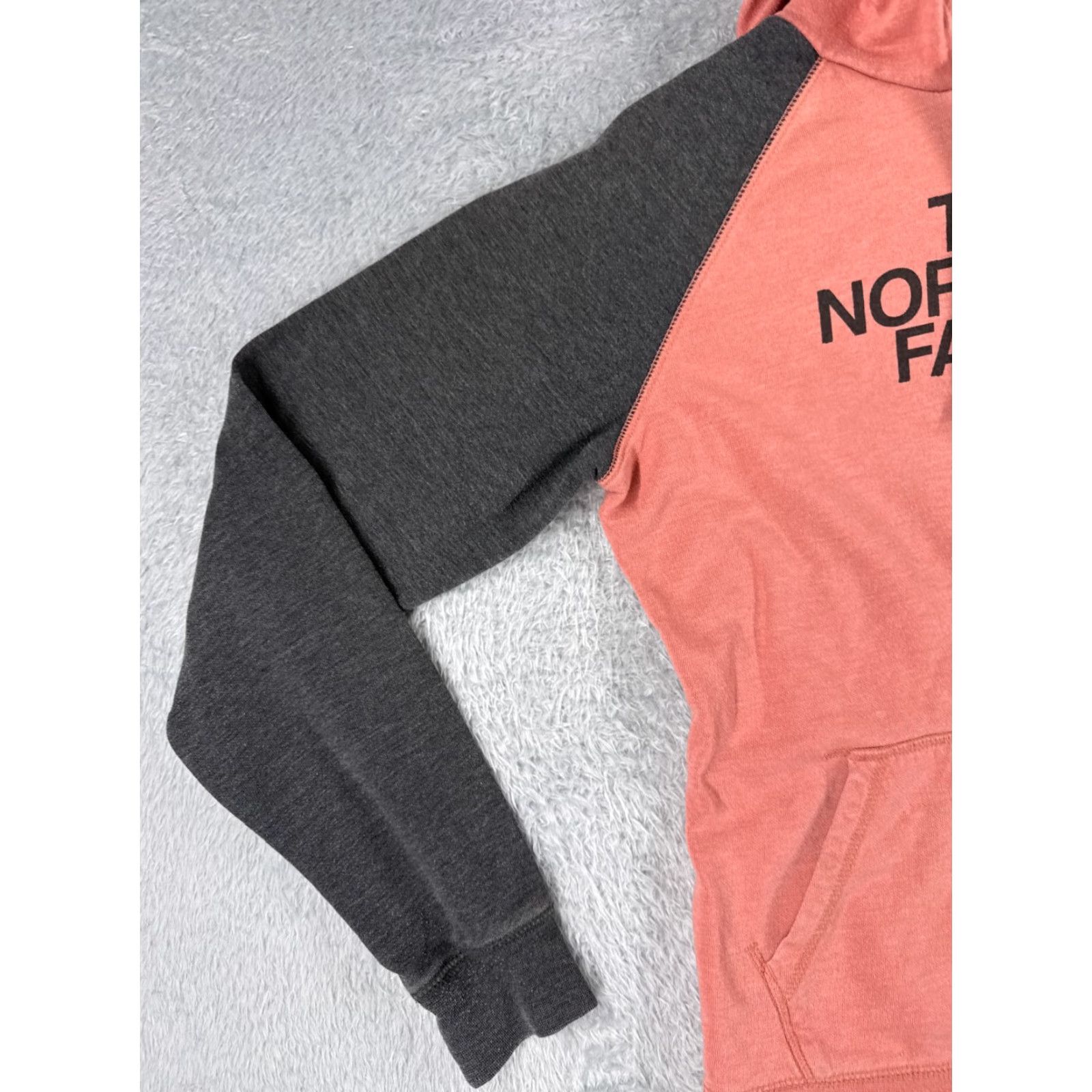 The North Face VINTAGE The North Face Pullover Hoodie Womens Medium Pink Activewear Cotton Blend Logo 90s Ladies Size M / US 6-8 / IT 42-44 - 3 Thumbnail