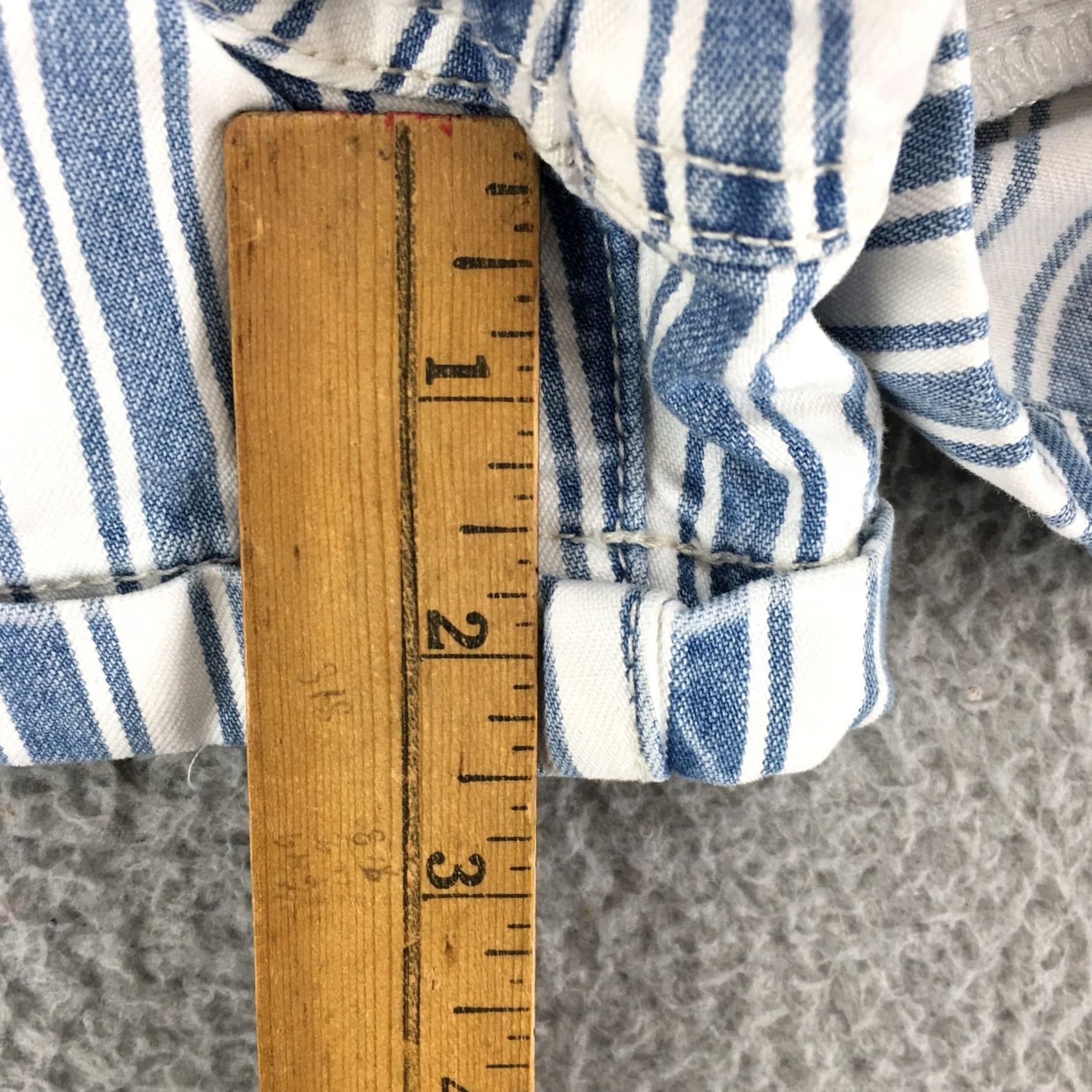 American Eagle Outfitters American Eagle Outfitters Shorts Womens 8 Blue White Plaid High Rise Zip Fly Cuffed Cut-Off Denim 5-Pocket Classic Casual Size 30" / US 8 / IT 44 - 7 Thumbnail