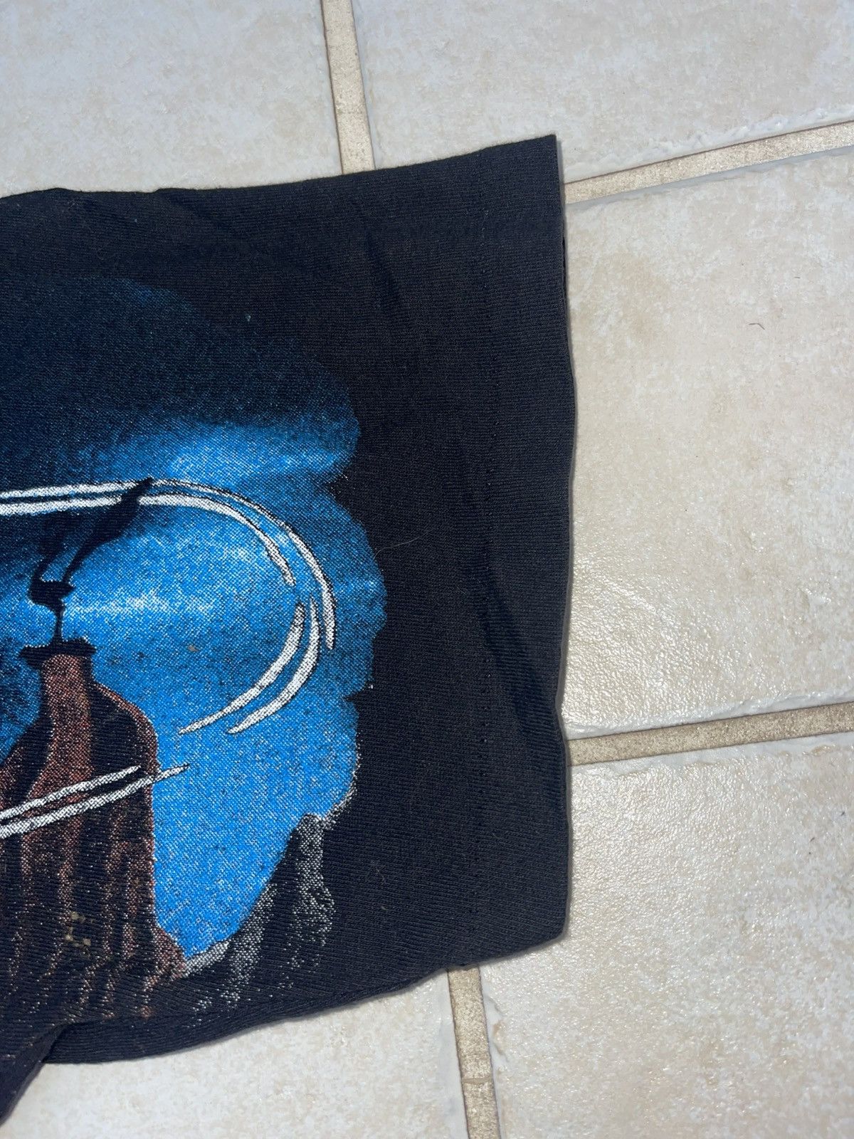 Other Wild Oats RARE Wile E. Coyote 1993 AOP Single Stitch Size US XL / EU 56 / 4 - 7 Thumbnail