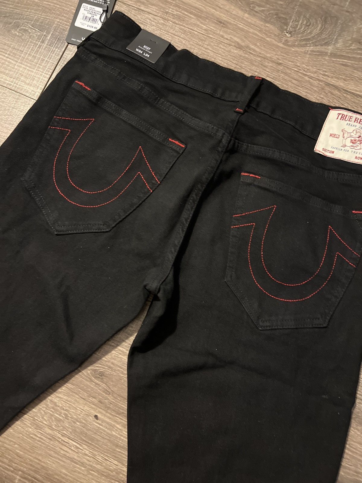 True Religion Black and Red True Religion Relaxed Straight Size US 34 / EU 50 - 1 Thumbnail