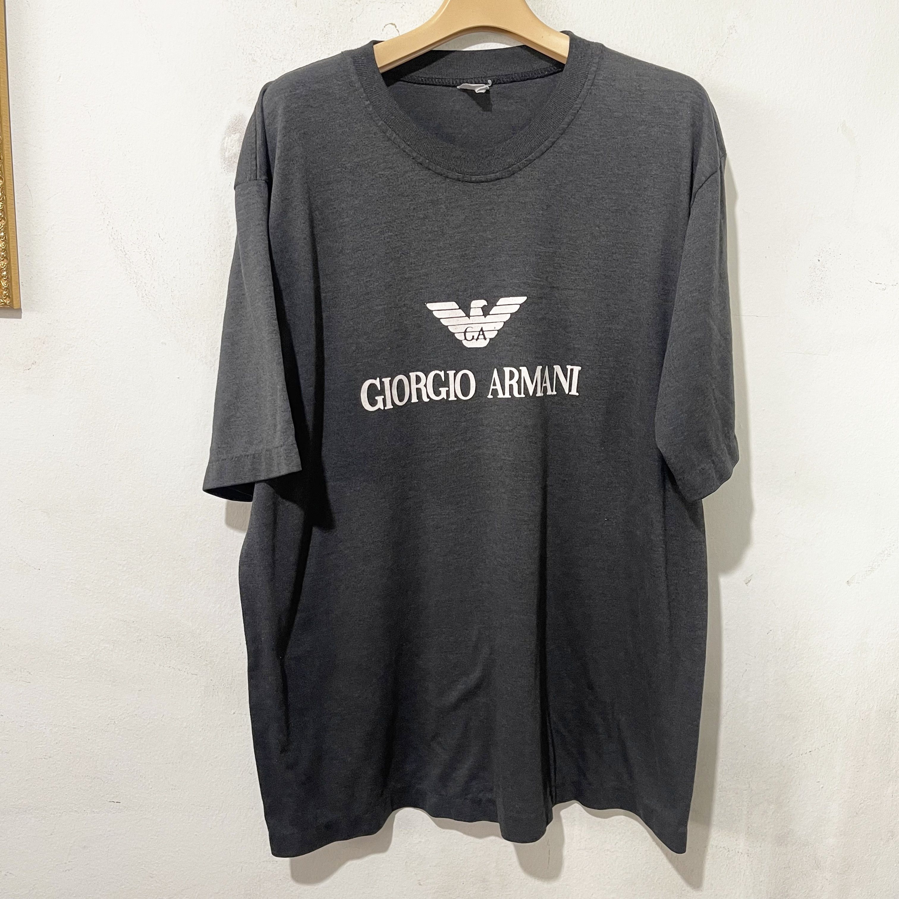 Emporio Armani Vintage 90s Giorgio Armani Logo T-Shirt Size US XL / EU 56 / 4 - 1 Thumbnail