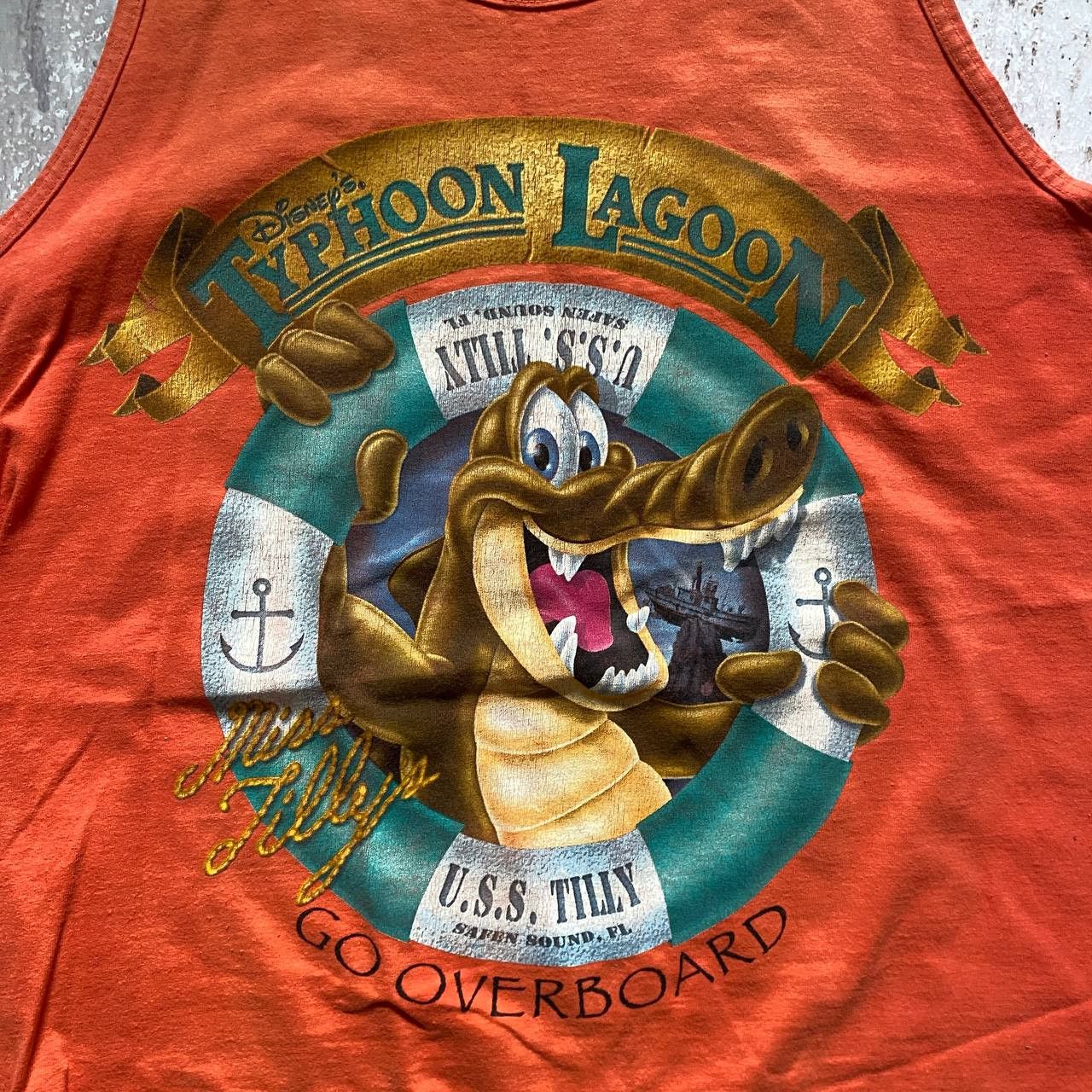 Disney VINTAGE 90S DISNEYLAND TYPHOON LAGOON RARE T SHIRT 255 Size US L / EU 52-54 / 3 - 2 Thumbnail