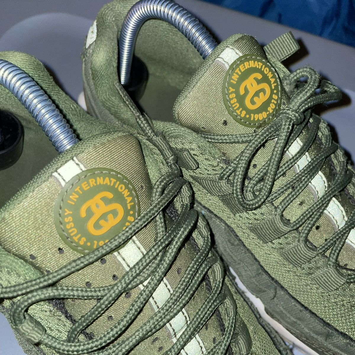 Nike × Stussy Stussy Nike AirMax 95s Olive size 7.5 Men’s Size US 7.5 / EU 40-41 - 5 Thumbnail