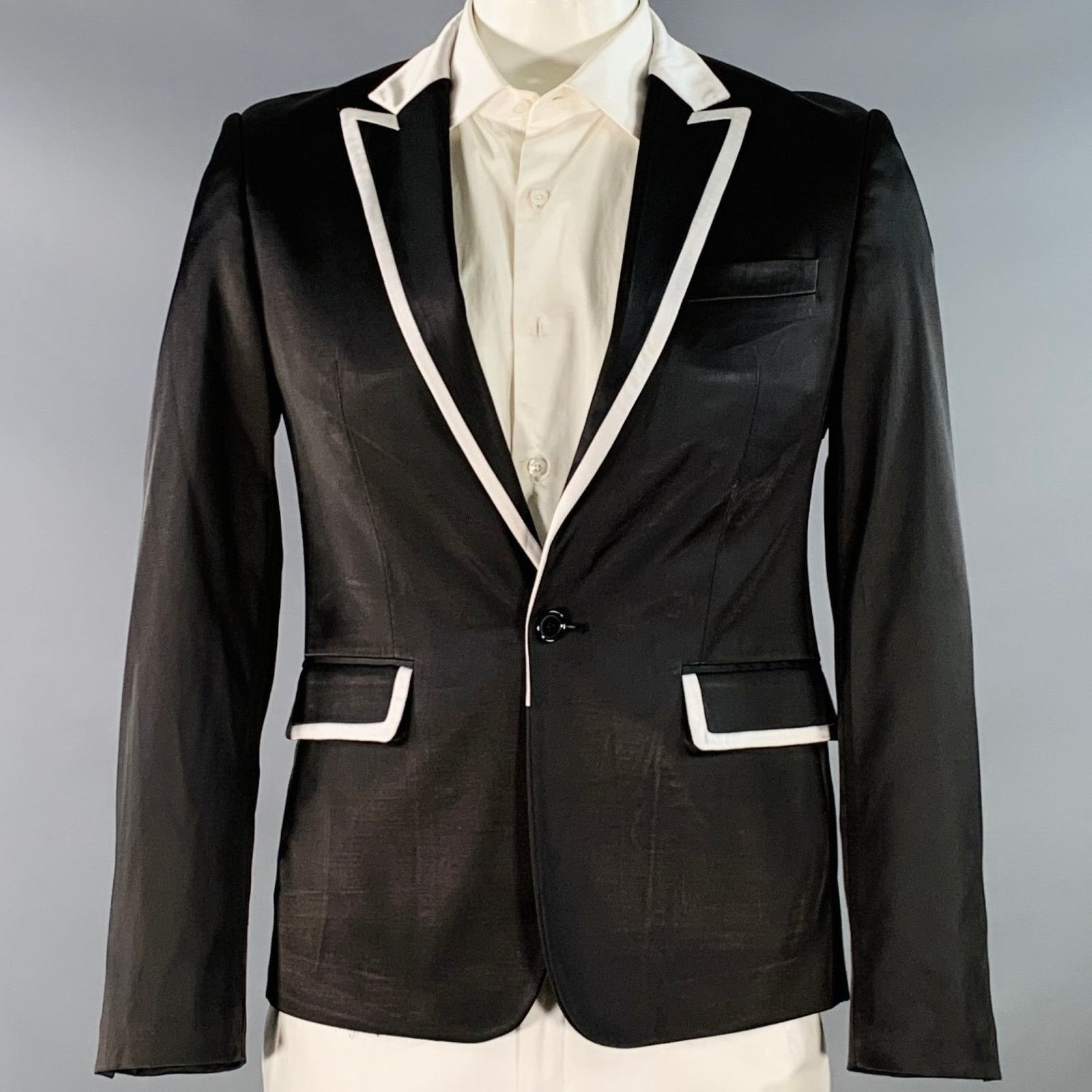 Raf Simons Black White Satin Wool Acrylic Peak Lapel Contrast Trim Size 42R - 1 Thumbnail