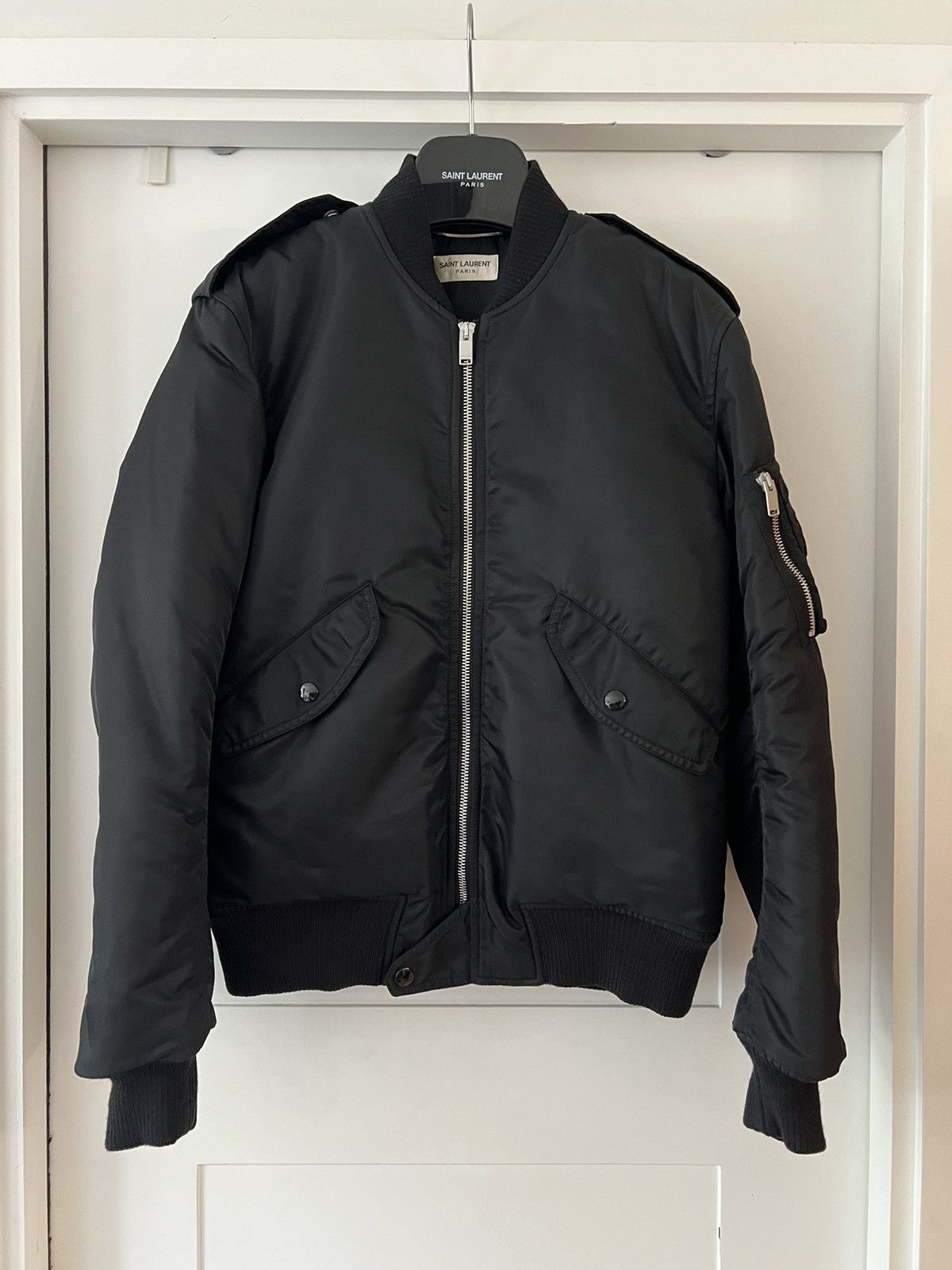 saint laurent paris ボンバージャケット　ma-1 サイズ42 Hedi Slimane × Saint Laurent Paris 15FW Black Nylon MA-1 Bomber