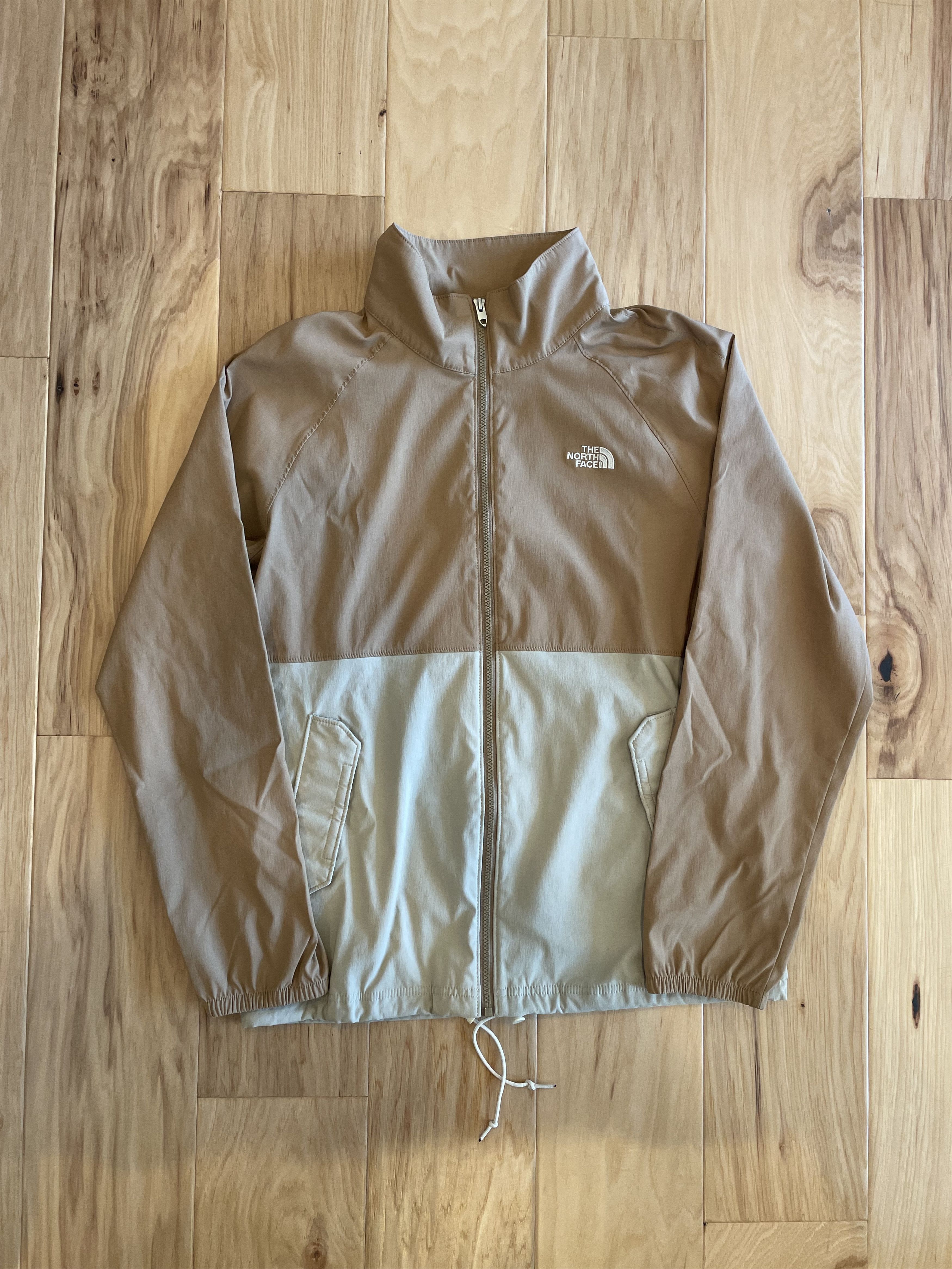 image of The North Face North Face Light Jacket in Light Brown, Men's (Size Medium)