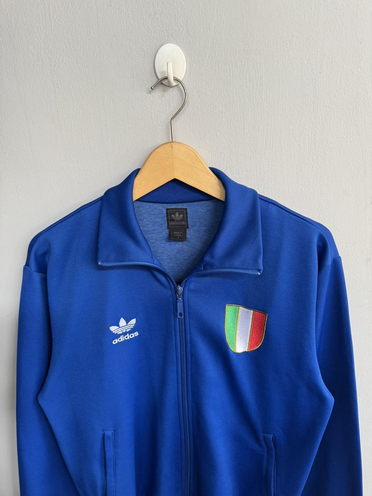 Adidas 1980’S ITALY 2006 RETRO FOOTBALL SOCCER TRACK JACKET ADIDAS Size US S / EU 44-46 / 1 - 2 Thumbnail