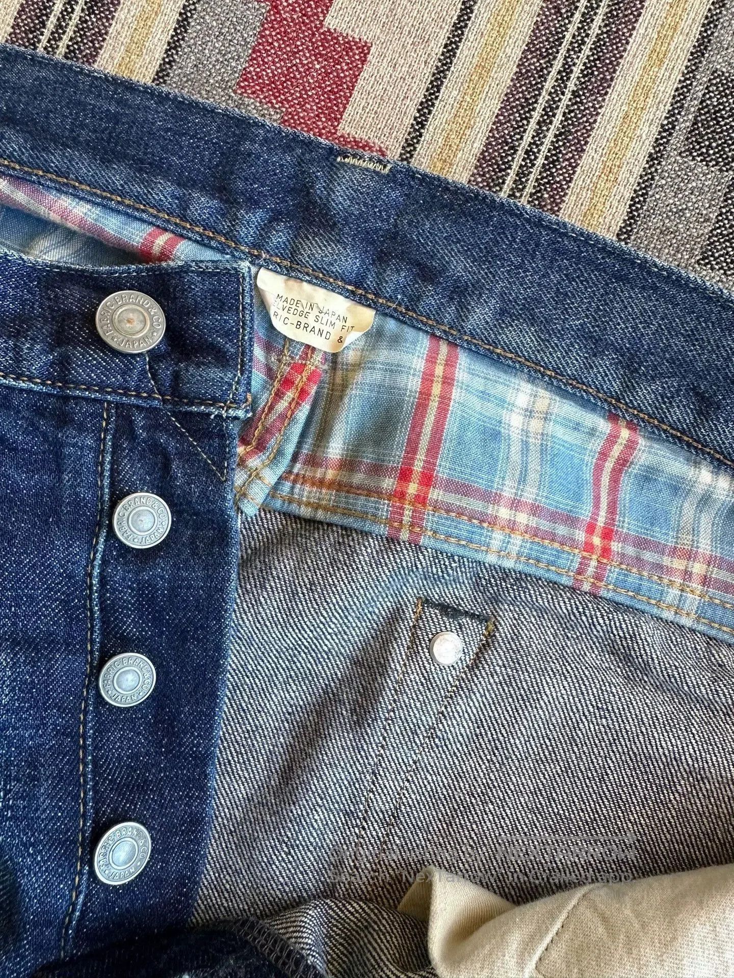 Fabric Brand & Co. Blue Denim Jeans. Size US 33 - 5 Thumbnail