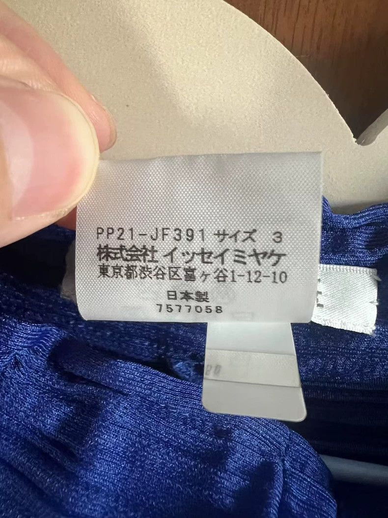 Issey Miyake Issey Miyake size:3 Dark blue pleated chicken leg pants Size 31" - 4 Thumbnail