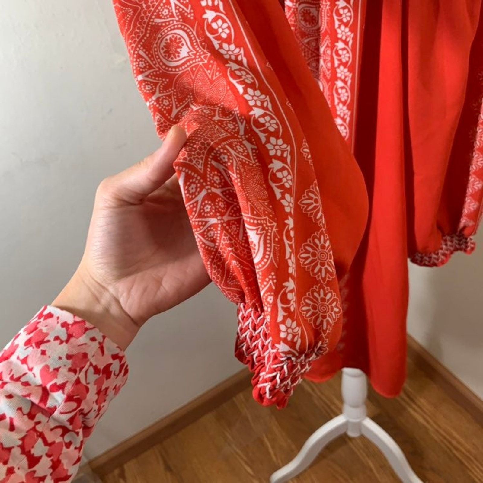 Other Women Cold Sholder Orange mini dress size XS Size S / US 4 / IT 40 - 6 Thumbnail