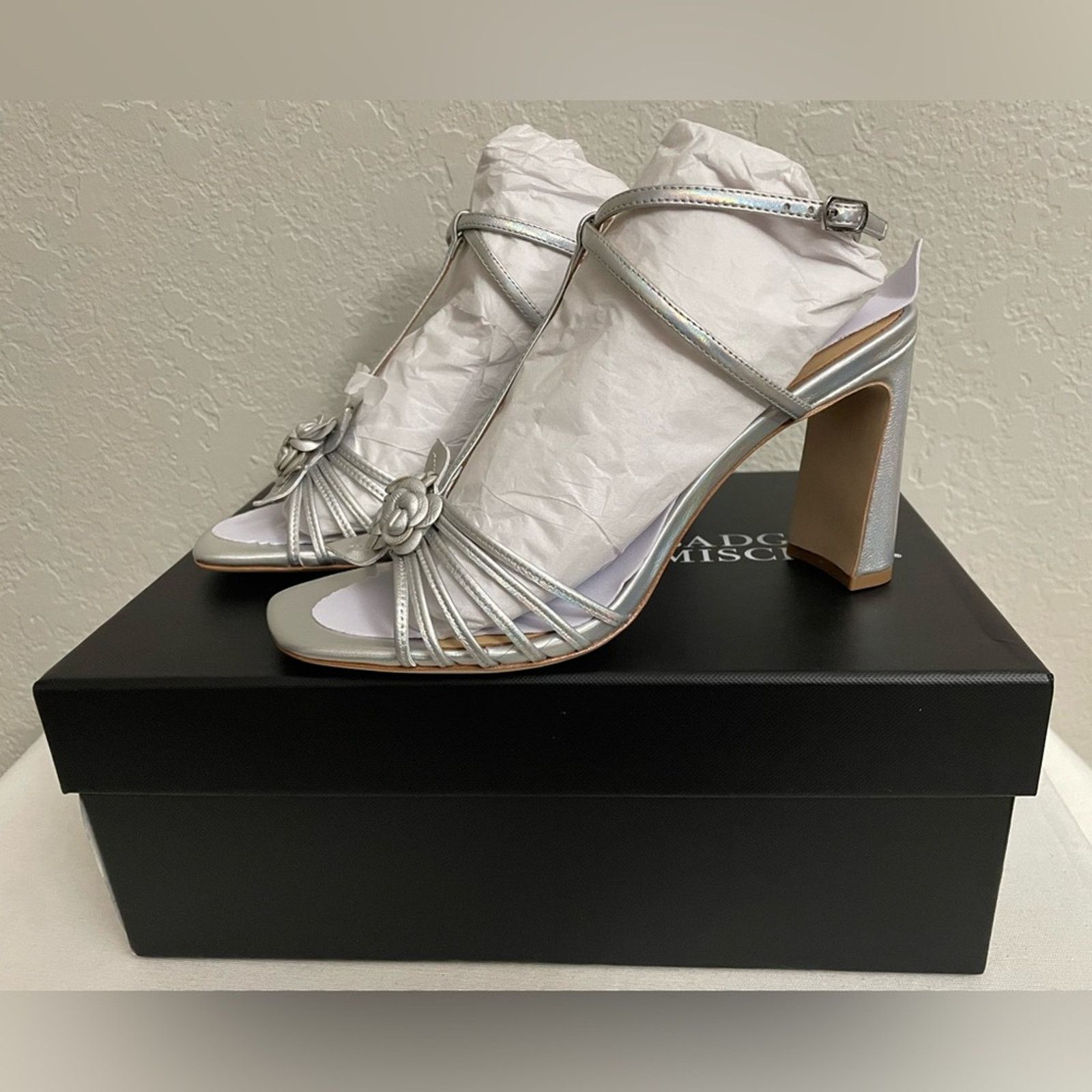 Badgley Mischka Badgley Mischka Women's Debora Heeled Sandal in Silver 6 Size US 6 / IT 36 - 4 Thumbnail