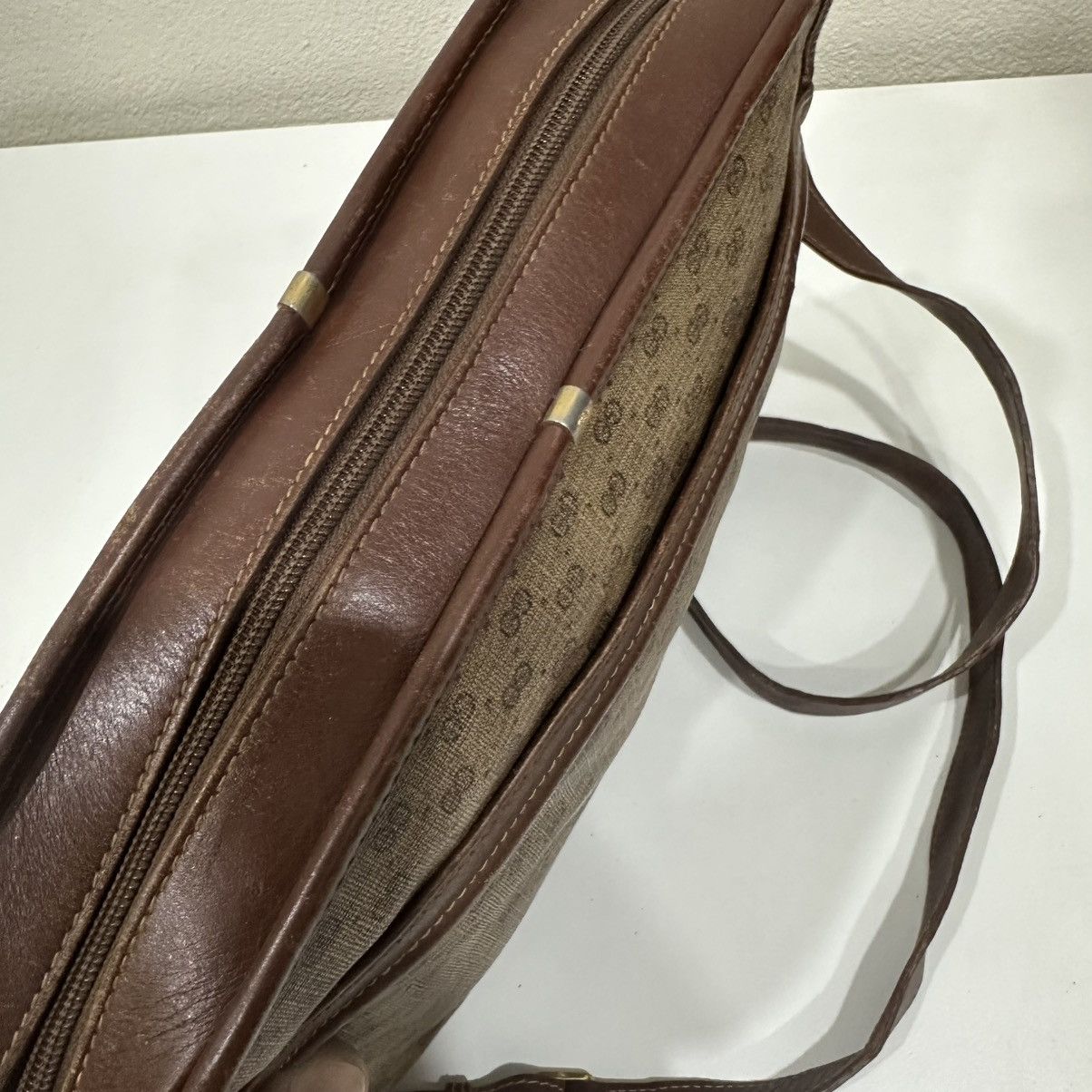 Gucci ‼️YES‼️ VINTAGE GUCCI BOX GG SMALL SHOULDER BAG Size ONE SIZE - 7 Thumbnail