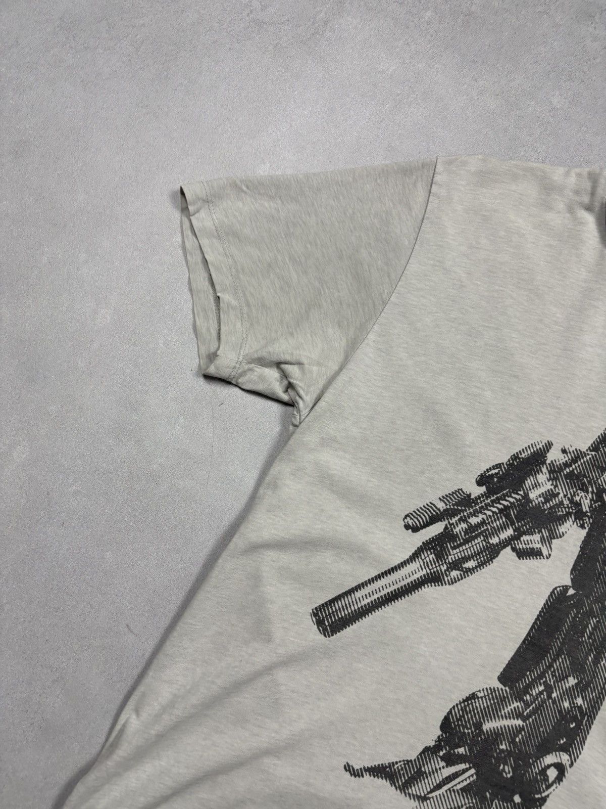 FCUK Transformers x FCUK Graphic T Shirt 2007 Hasbro Movie Promo Size US M / EU 48-50 / 2 - 4 Thumbnail