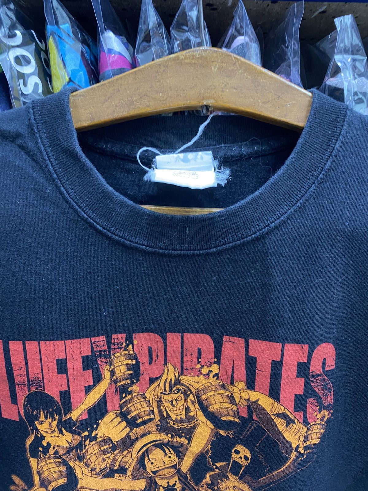 Anime ONE PIECE TSHIRT Size US M / EU 48-50 / 2 - 5 Thumbnail