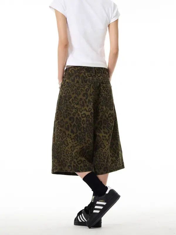 Japanese Brand VIBE baggy vintage leopard print casual denim shorts Size US 34 / EU 50 - 8 Thumbnail