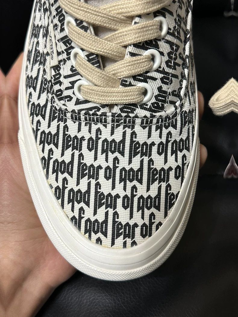 Fear of God Fear of God The first generation of co-branded canvas shoe Size US 10 / EU 43 - 9 Thumbnail