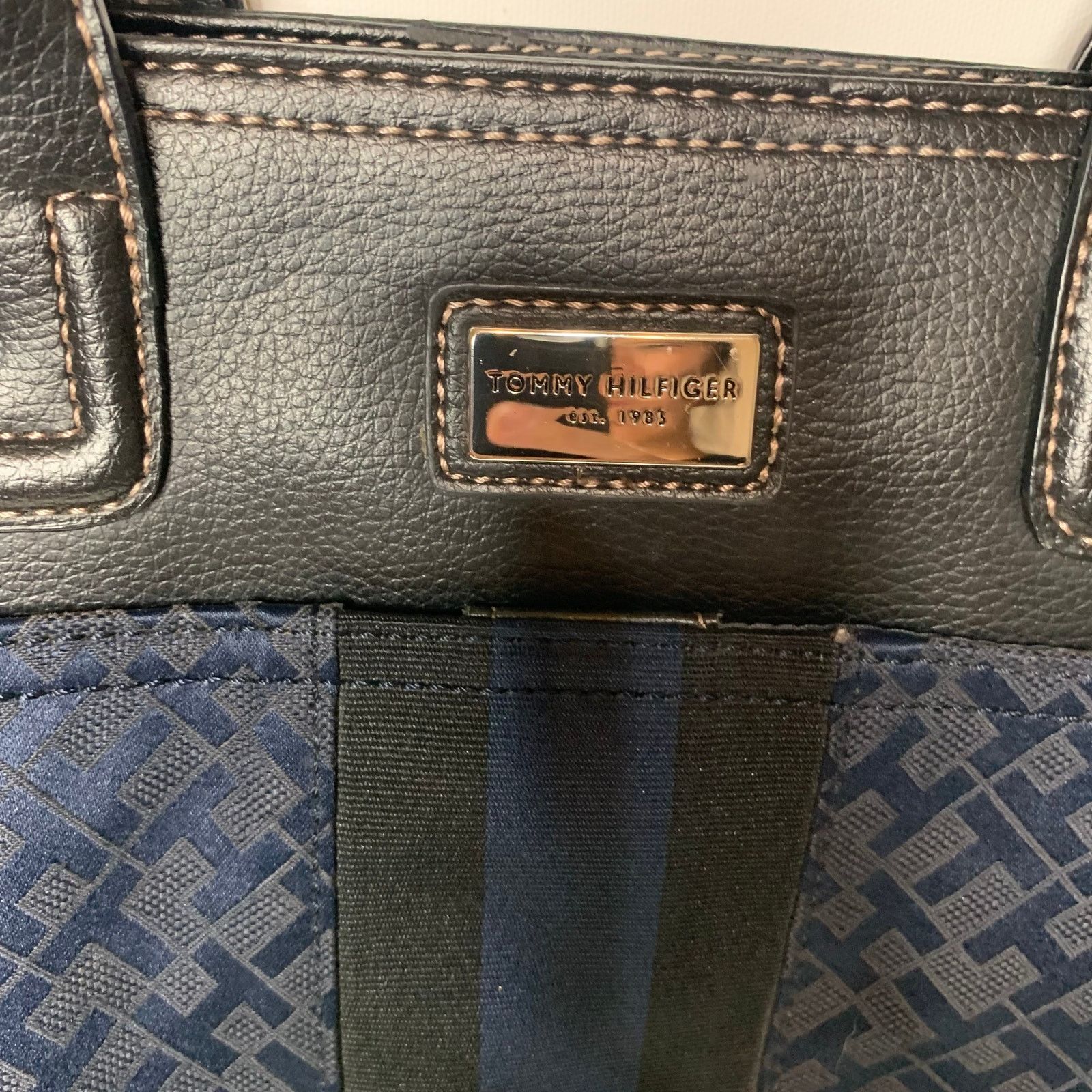 Tommy Hilfiger Tommy Hilfiger Women's Tote Navy Blue Handbags Size ONE SIZE - 5 Thumbnail