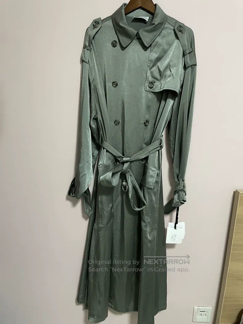 Valentino Valentino windbreaker Size XL / US 12-14 / IT 48-50 - 1 Thumbnail