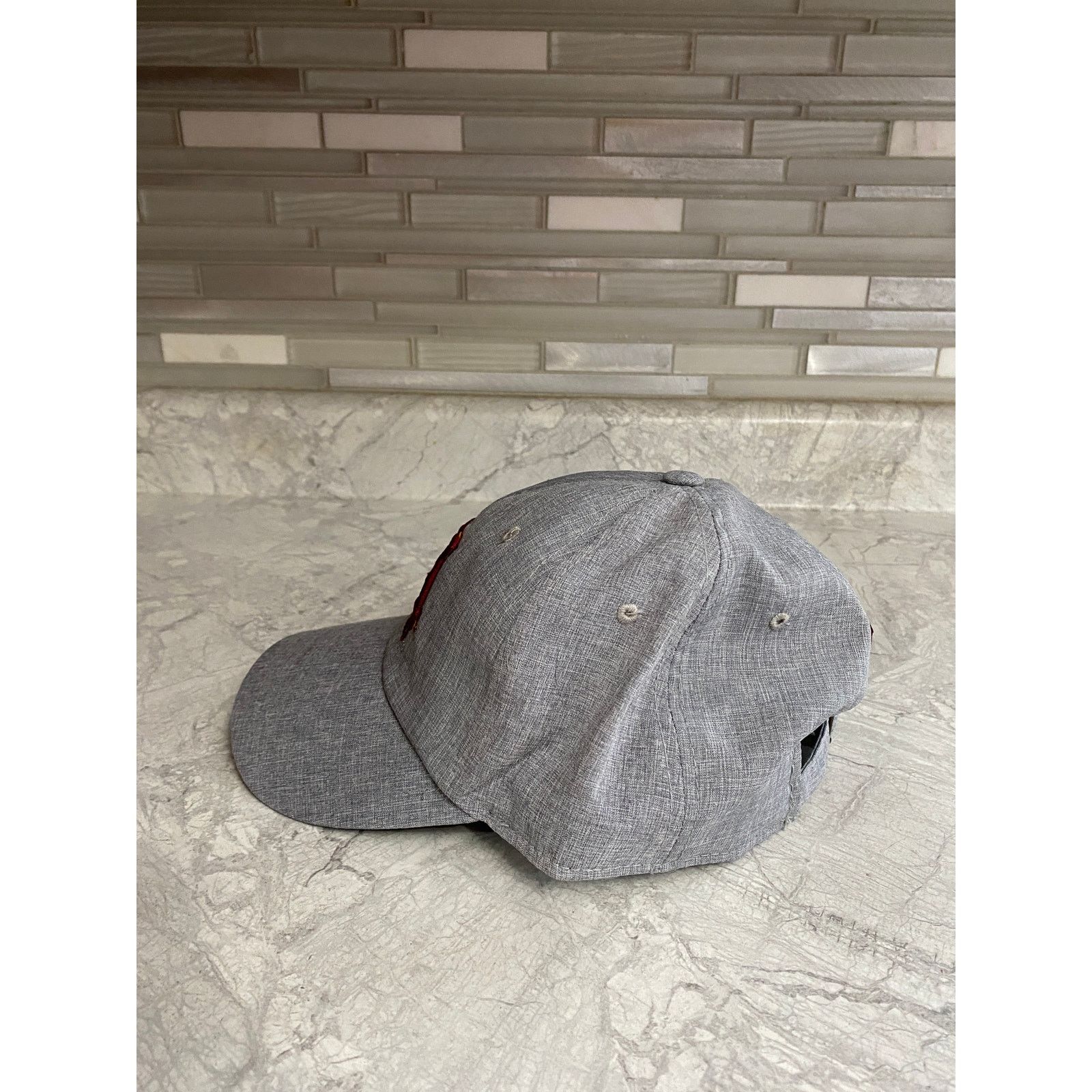 NCAA Minnesota Gophers Gray Strapback Baseball Hat Size ONE SIZE - 4 Thumbnail