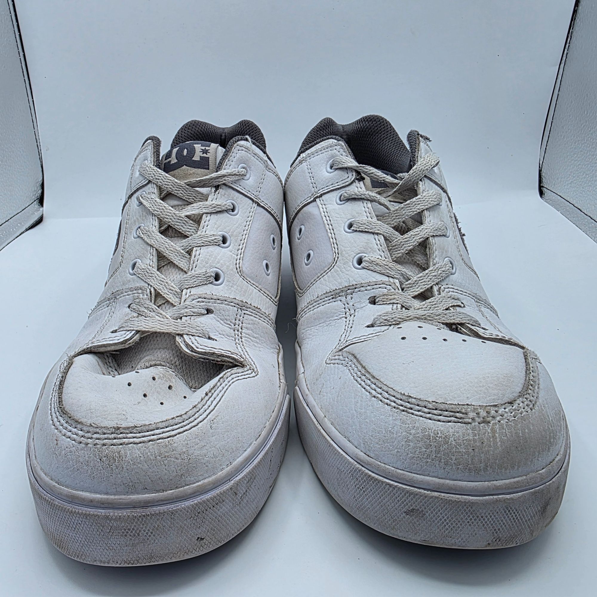 DC DC Pure Mens Size 13 White Sneaker Shoes Skating Walking Cas Size US 13 / EU 46 - 2 Thumbnail