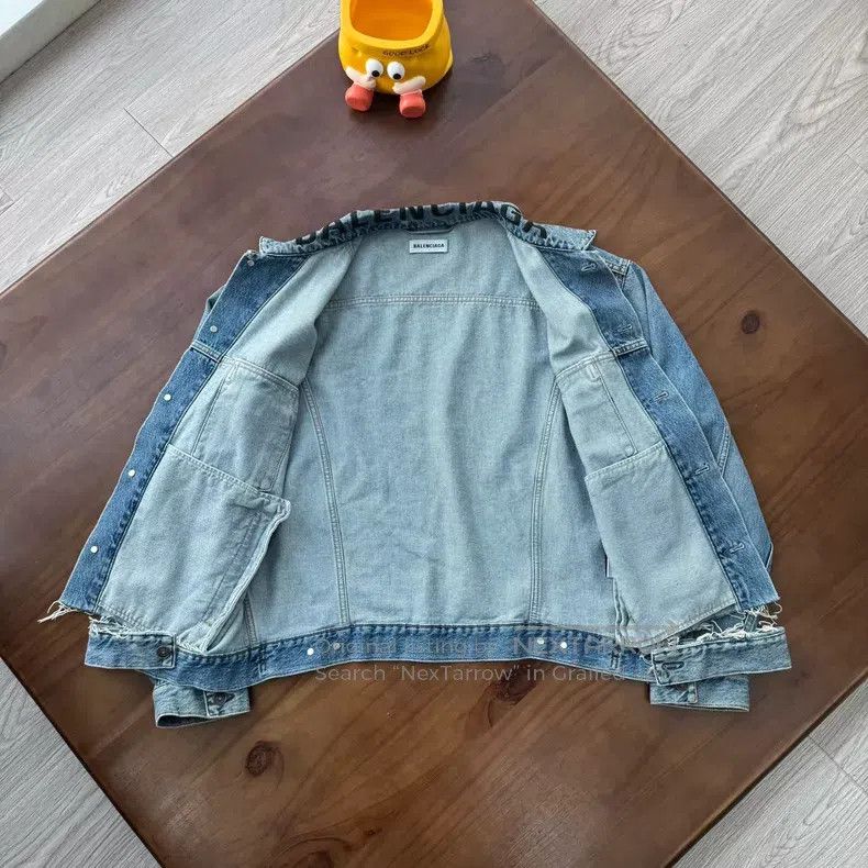 Balenciaga Balenciaga Embroidered collar denim jacket Size XS / US 0-2 / IT 36-38 - 3 Thumbnail