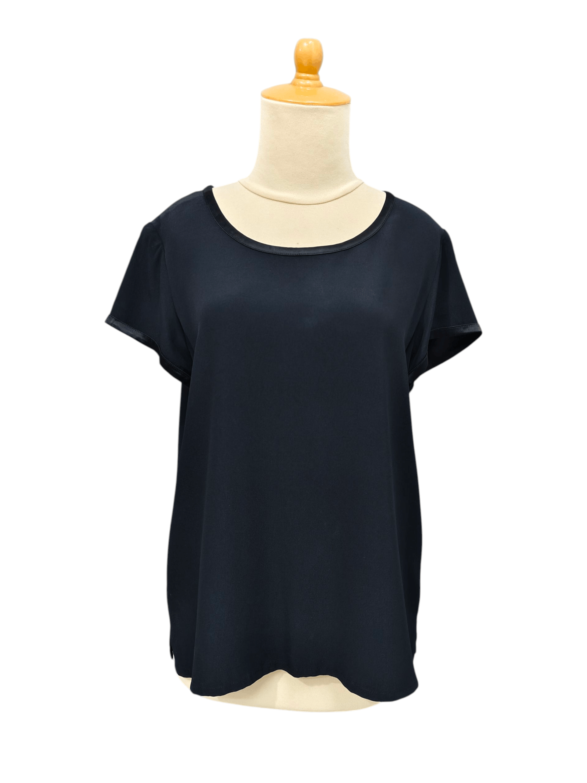 Yves Saint Laurent 2000s YSL- Clean Cut Minimalist Satin Trim Blouse Top Size M / US 6-8 / IT 42-44 - 1 Thumbnail