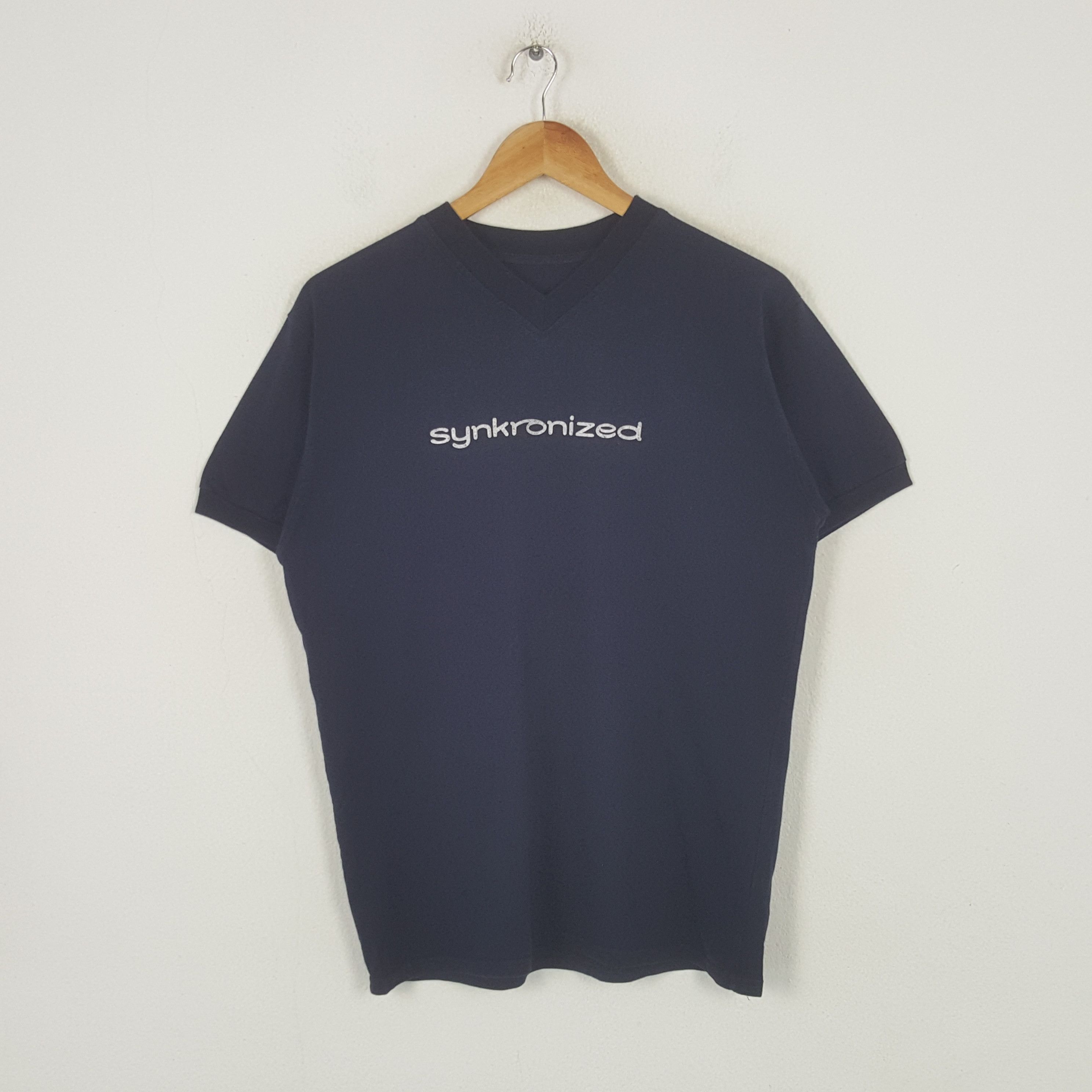Band Tees Vintage Jamiroquai Rock Band Synkronized Promo Tshirt RR25 Size US M / EU 48-50 / 2 - 1 Thumbnail