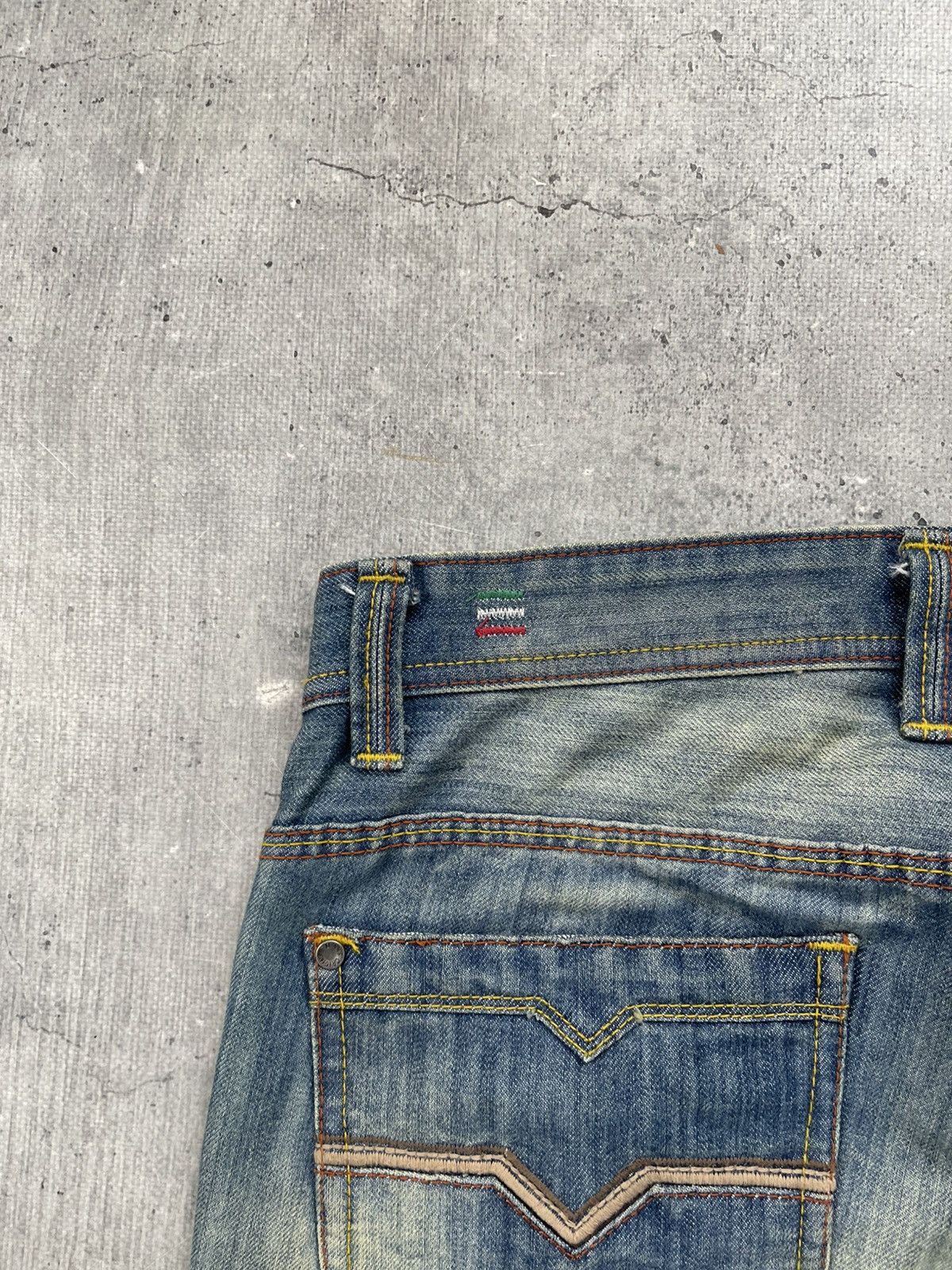 Diesel DIESEL DENIM DISTRESSED STYLE JEANS PANTS Size US 34 / EU 50 - 4 Thumbnail