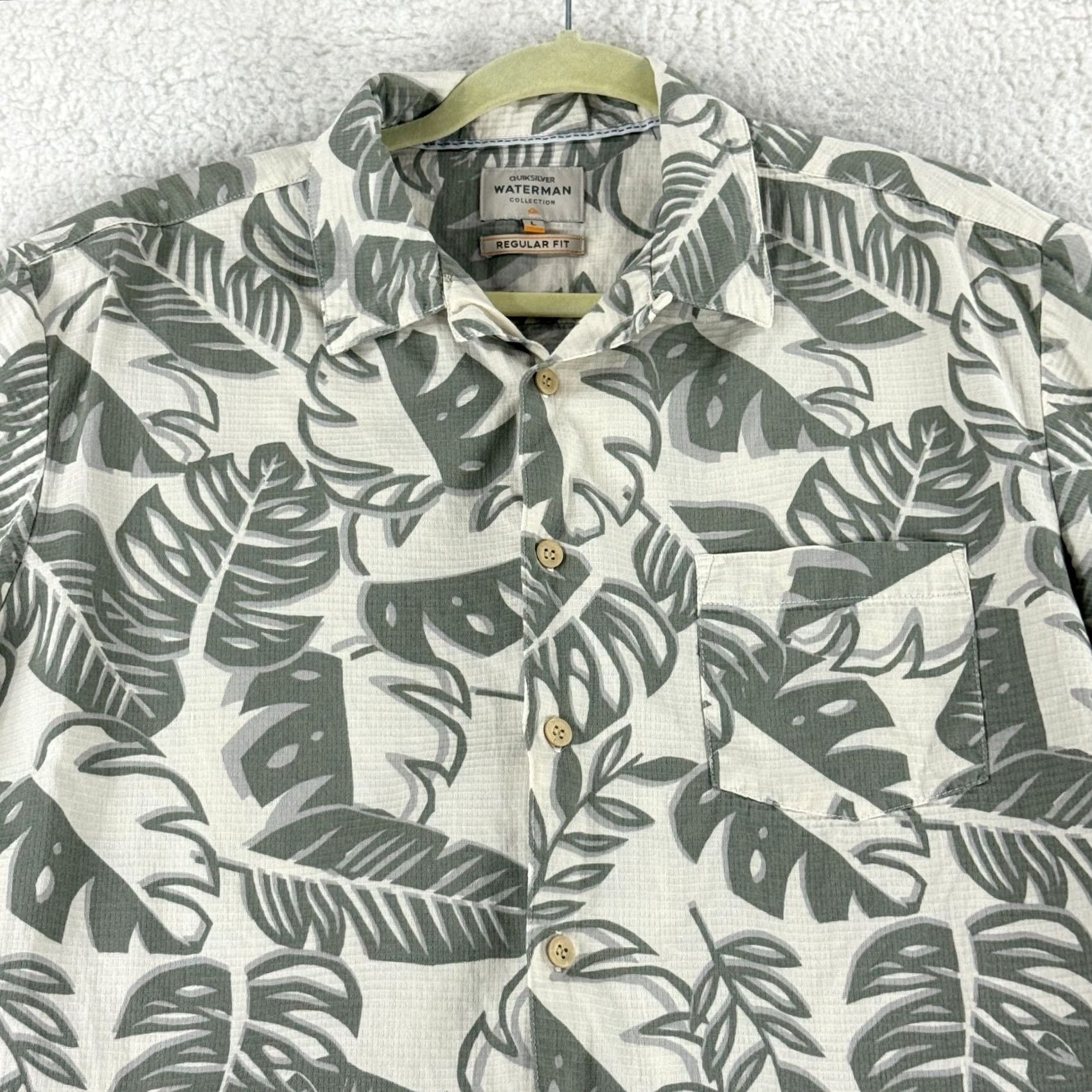 Quiksilver Quiksilver Waterman Collection Shirt Mens Large Green Jungle Life Tropical Camp Button-Up Size US L / EU 52-54 / 3 - 2 Thumbnail