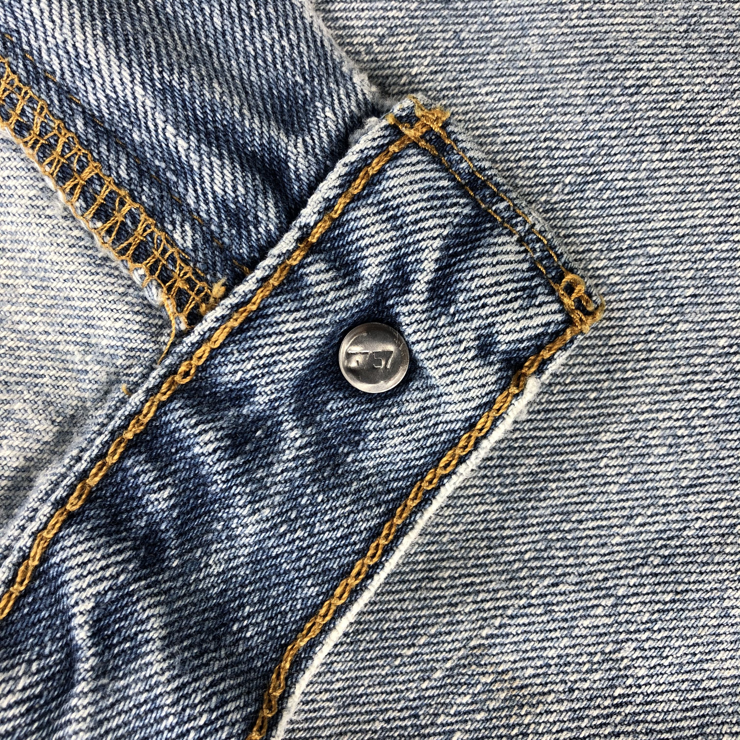 Levi's Vintage Levis 550 Light Wash Jeans-J1291 Size US 43 - 10 Thumbnail