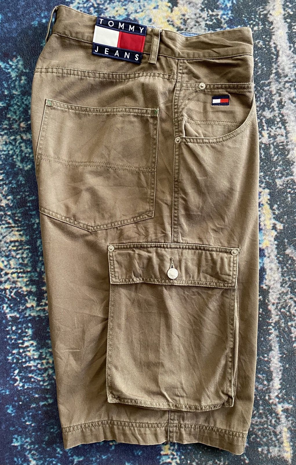 Tommy Hilfiger × Vintage Vintage 90s Tommy Hilfiger Cotton Cargo Shorts Beige Size US 32 / EU 48 - 7 Thumbnail
