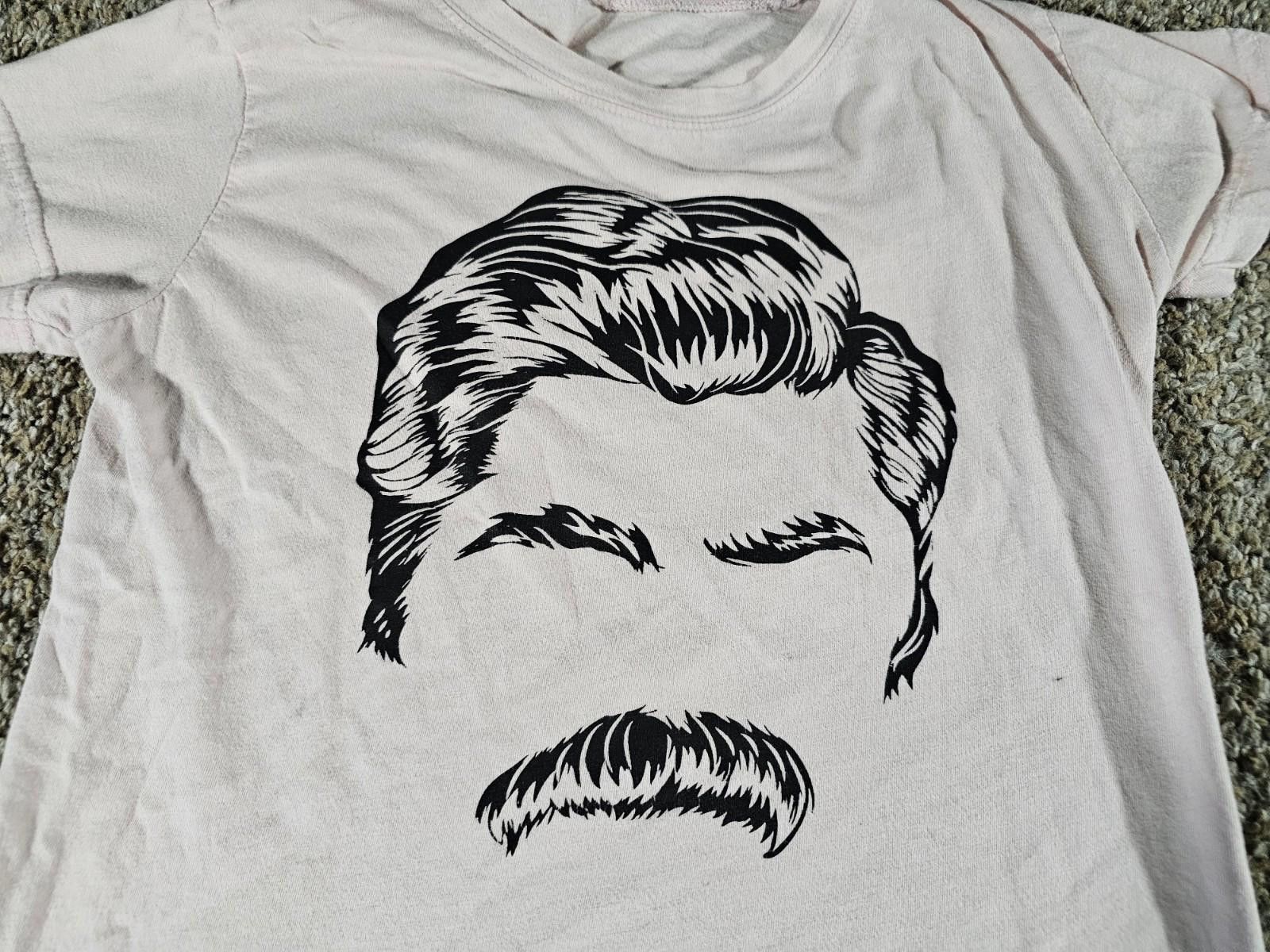 The Unbranded Brand Ron Swanson Pink Tshirt Size M / US 6-8 / IT 42-44 - 2 Thumbnail
