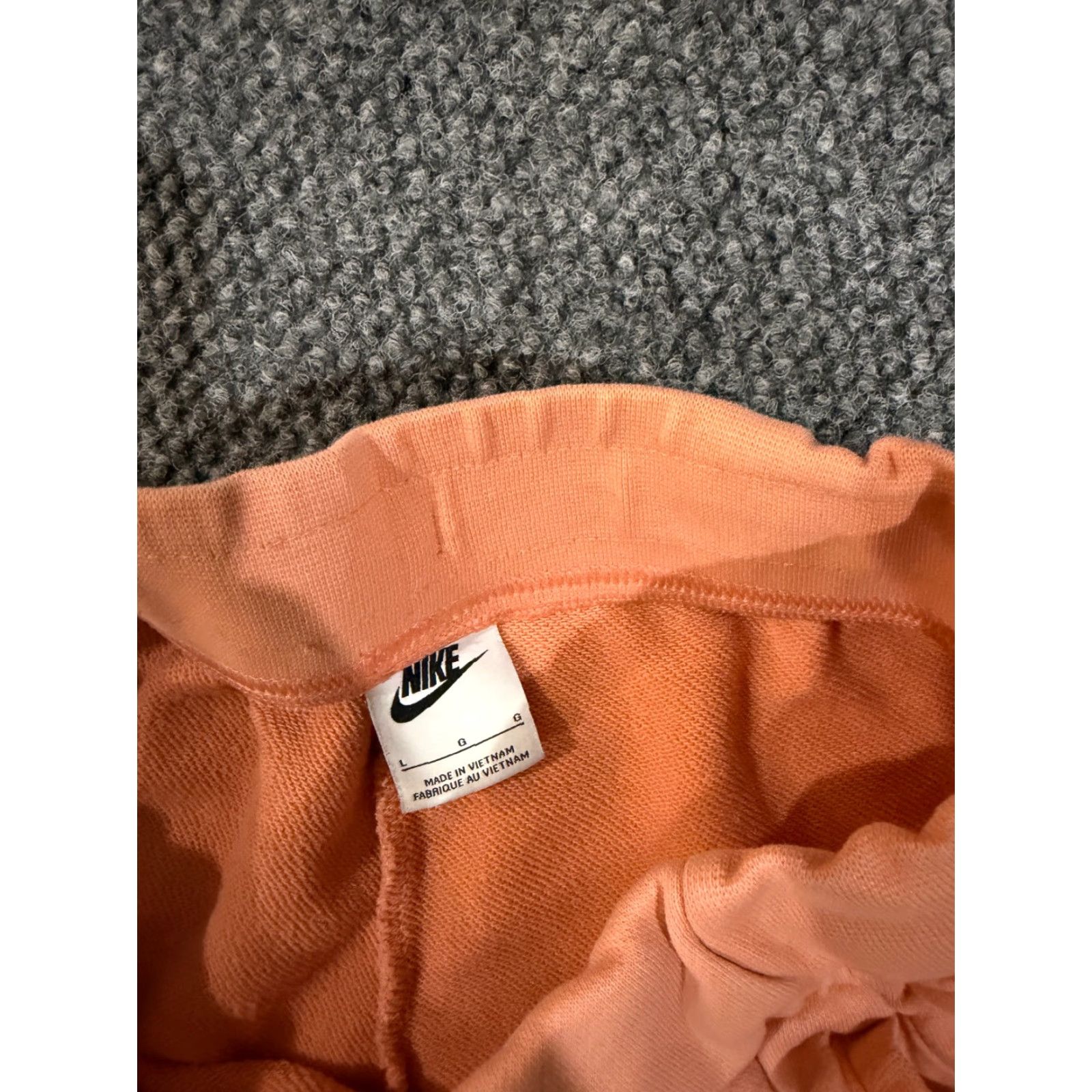 Nike Nike Sweat Shorts Womens Large pink Drawstring Casual Lounge Athletic Size 36" / US 14 / IT 50 - 4 Thumbnail