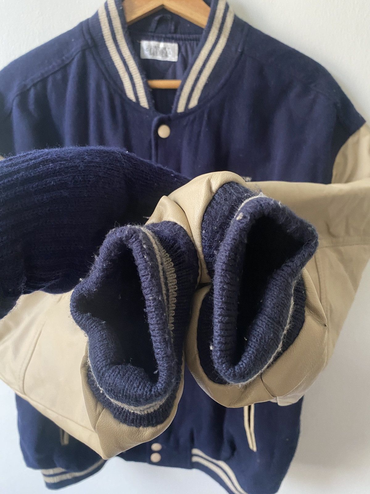 Japanese Brand Vintage Suntory Boss Coffe Wool Varsity Jacket Size US L / EU 52-54 / 3 - 5 Thumbnail
