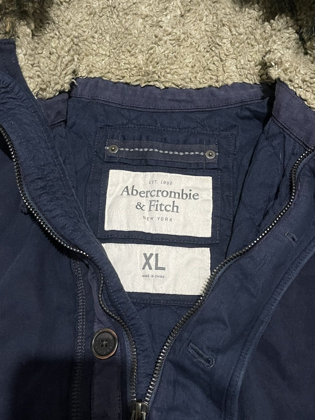 Abercrombie & Fitch Vintage🔥Abercrombie & Fitch Fauxfur Rare. Size US XL / EU 56 / 4 - 10 Thumbnail