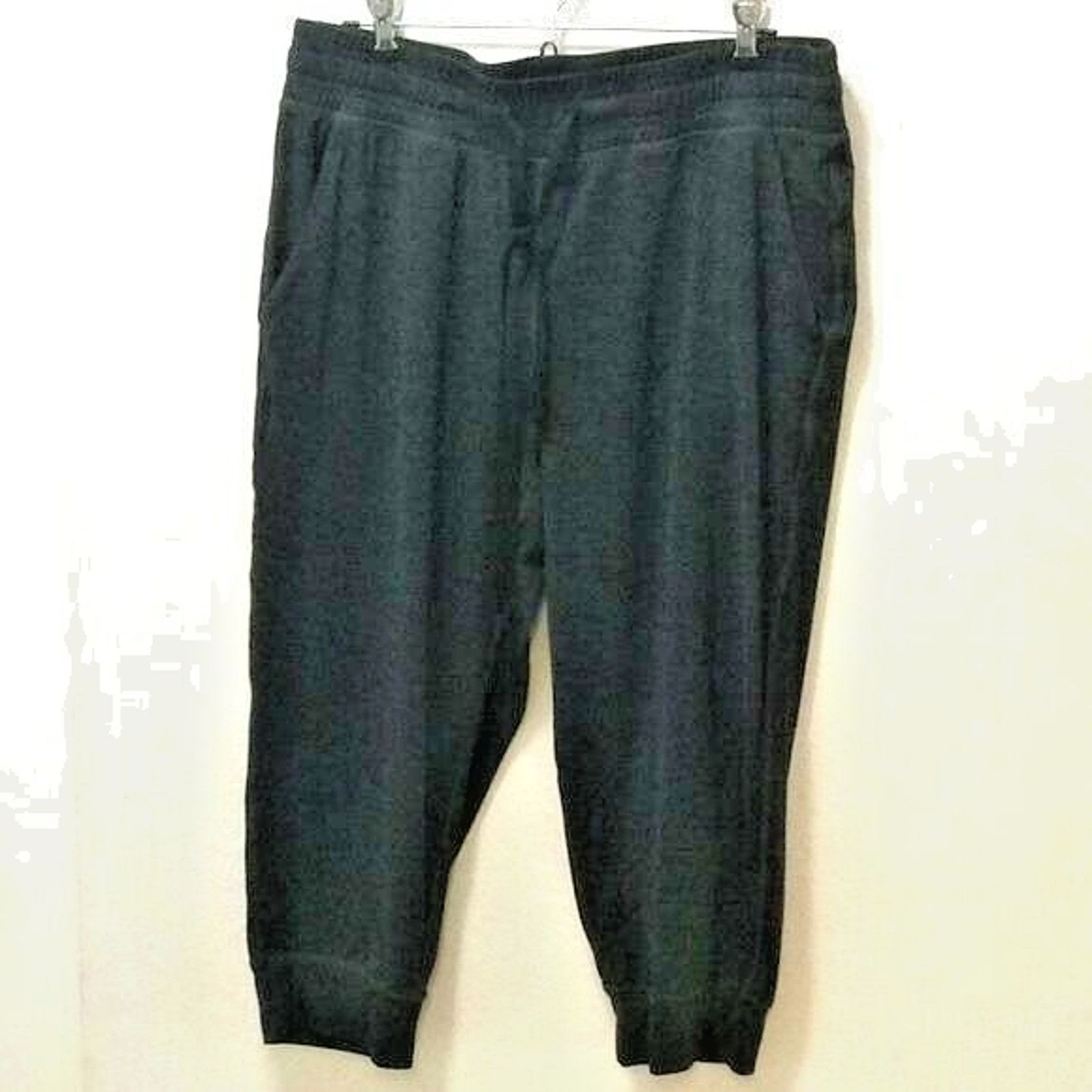 Other Amazon Essentials Women’s Joggers88% Poly22% Elastane Size 34" / US 12 / IT 48 - 2 Thumbnail