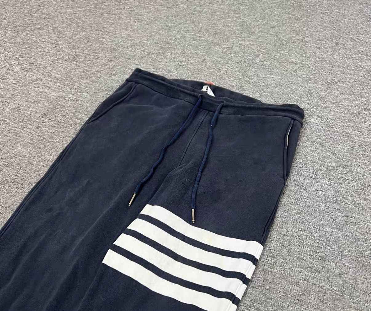 Thom Browne Thom Browne 4-Bar Sweatpants J16 Size US 32 / EU 48 - 4 Thumbnail