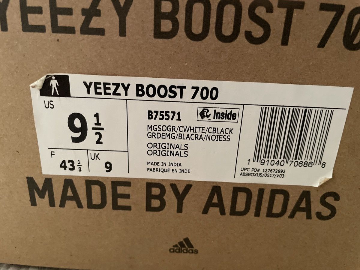 Yeezy Adidas Yeezy Boost 700 Wave Runner Size US 9.5 / EU 42-43 - 5 Thumbnail