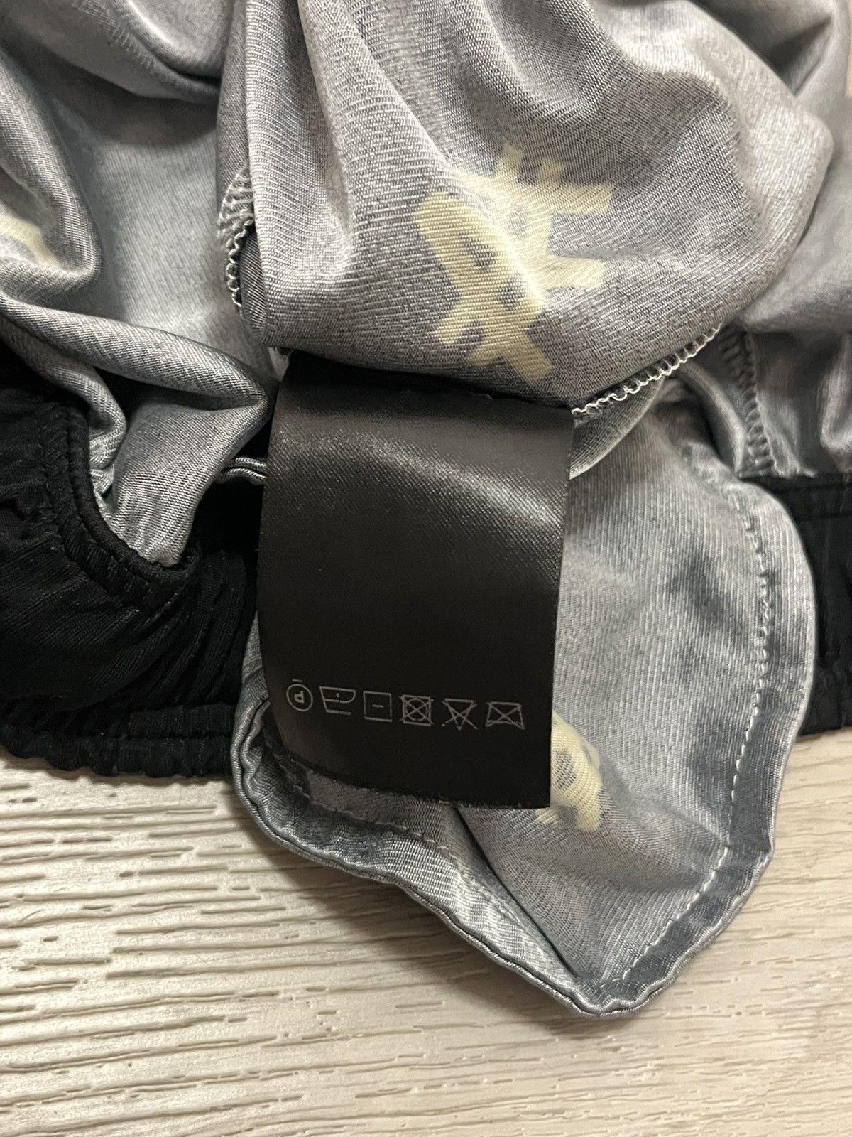 Vetements Vetements Currency Money Monogram Sweatpants Pajamas Size US 30 / EU 46 - 7 Thumbnail