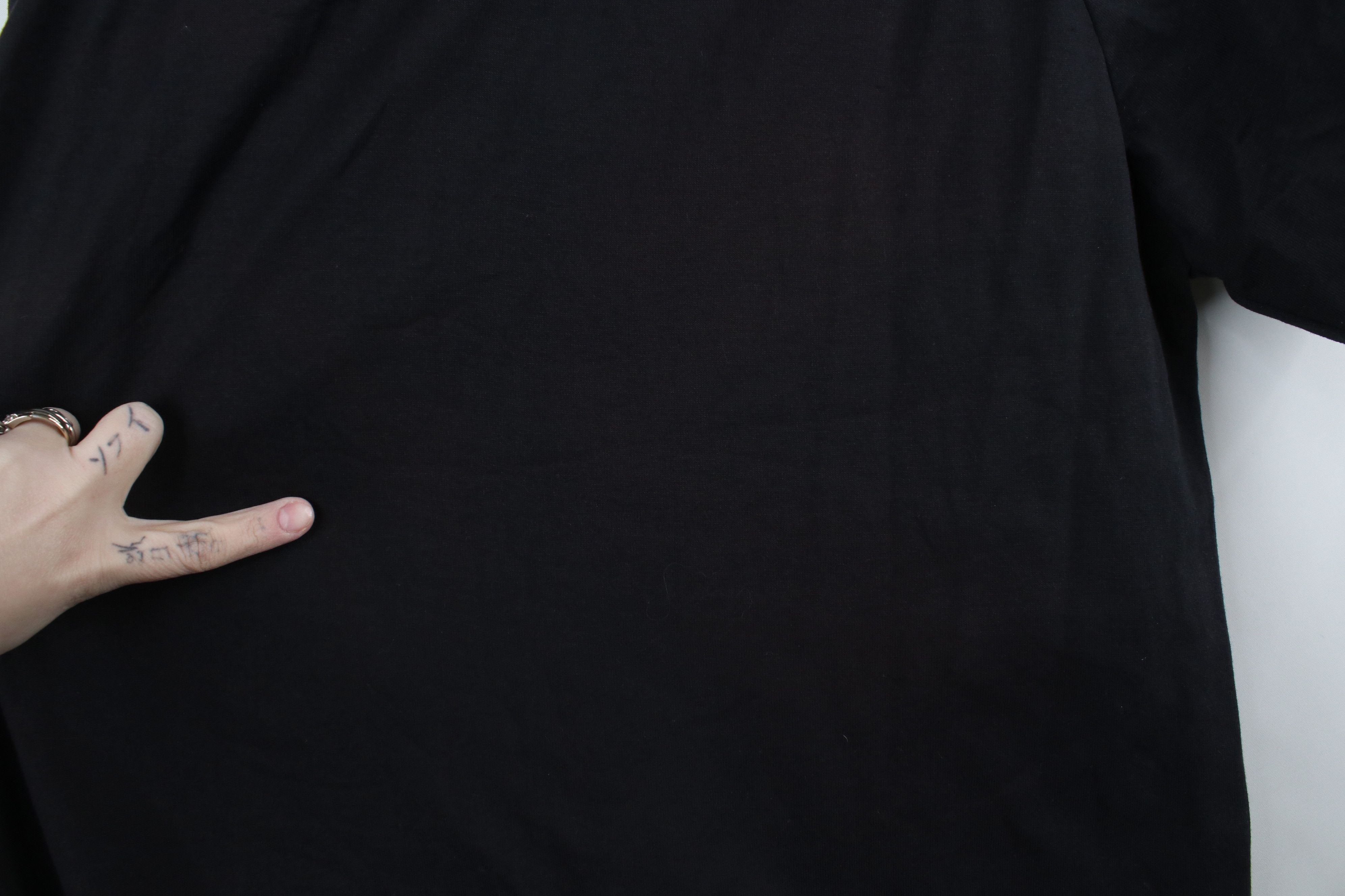 Vintage Vintage 90s Streetwear Faded Blank Henley T-Shirt Black USA Size US L / EU 52-54 / 3 - 10 Thumbnail