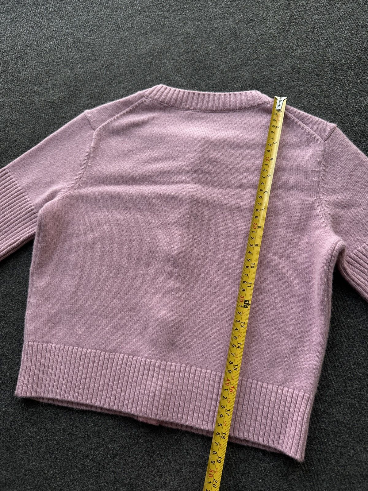 Chanel F/W 24 🚨 CASHMERE CHANEL 24B PINK CARDIGAN METAL LOGO BUTTON Size XS / US 0-2 / IT 36-38 - 16 Thumbnail
