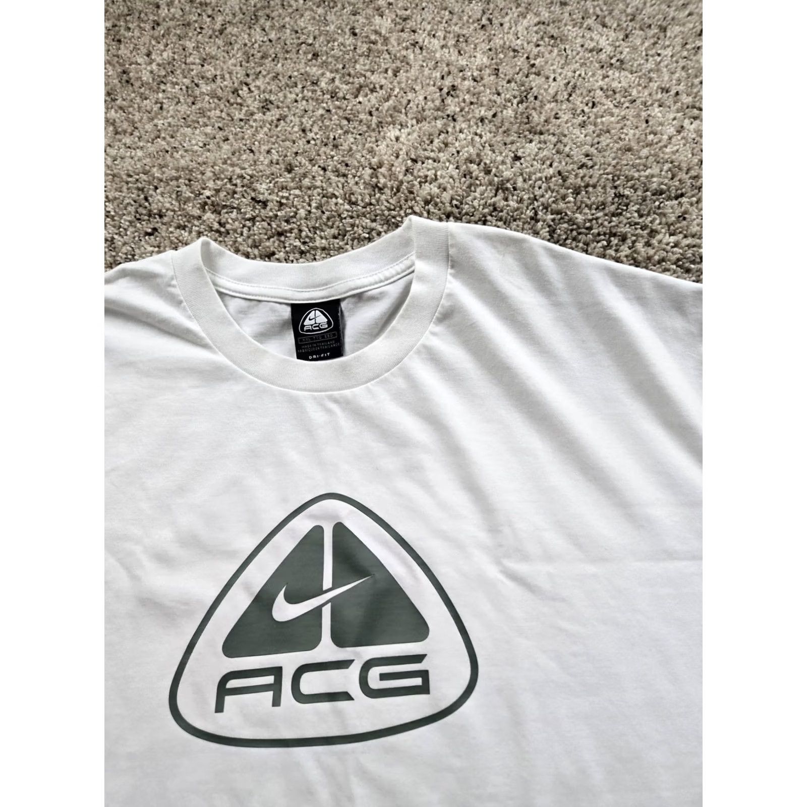 Nike VINTAGE Nike ACG T Shirt Mens 2XL White Dri-FIT Graphic Short Sleeve Logo 2000s Mens Size US XXL / EU 58 / 5 - 4 Thumbnail