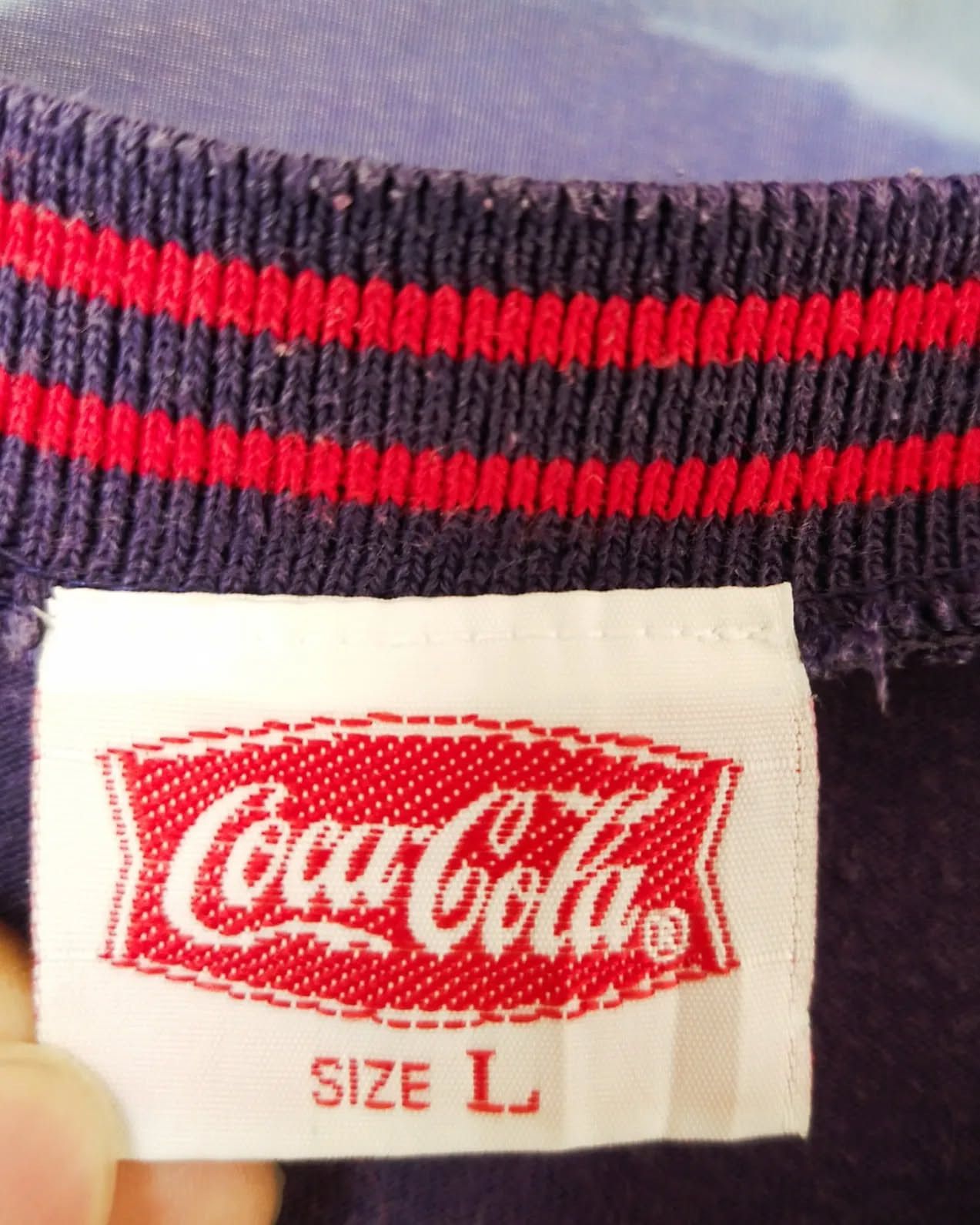 Coca Cola 1990s Vintage Coca-Cola USA V-Neck Ringer T-Shirt Size US L / EU 52-54 / 3 - 3 Thumbnail