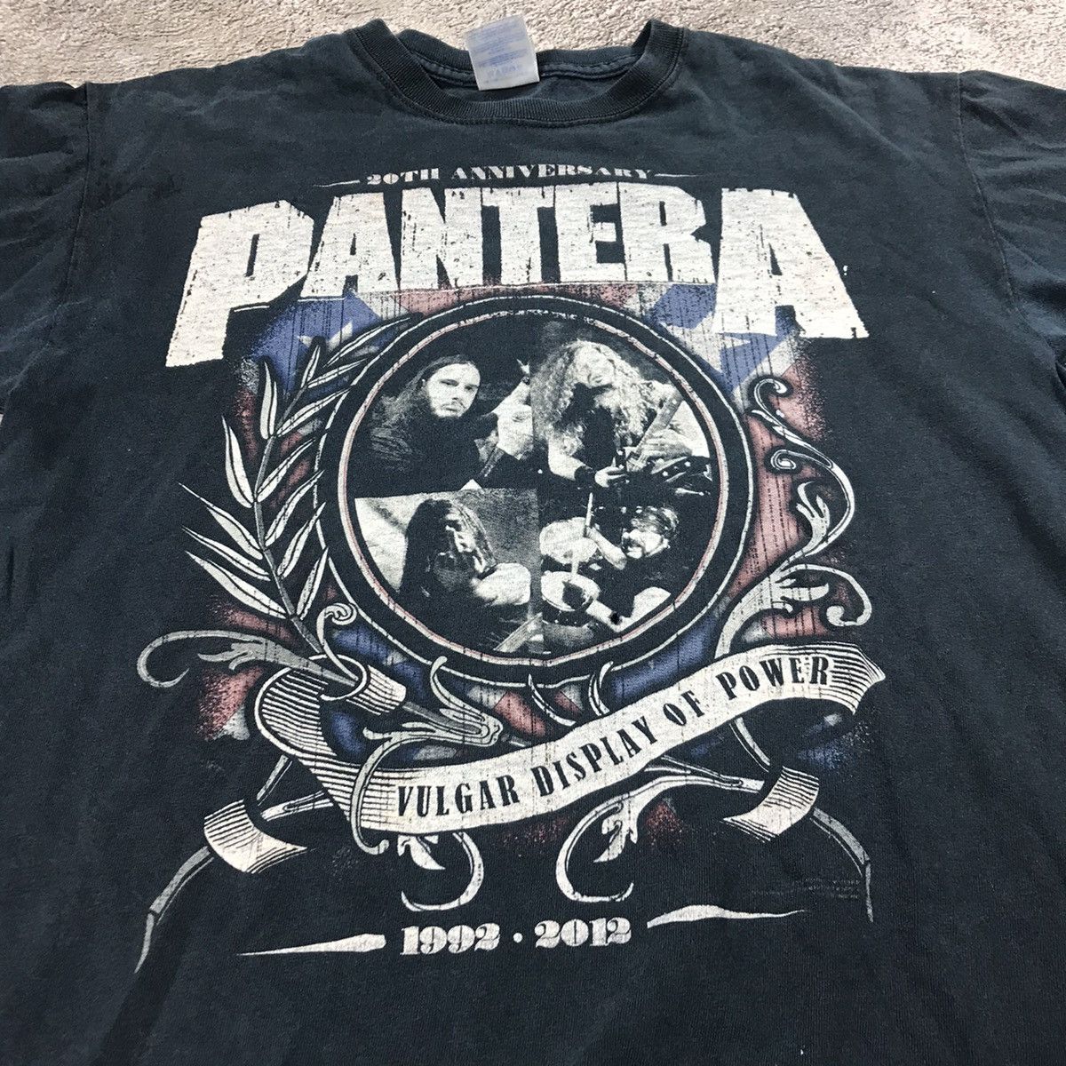 Vintage Vintage 90s Pantera Band Tee Graphic Sun Faded Grunge Boxy M Size US M / EU 48-50 / 2 - 3 Thumbnail