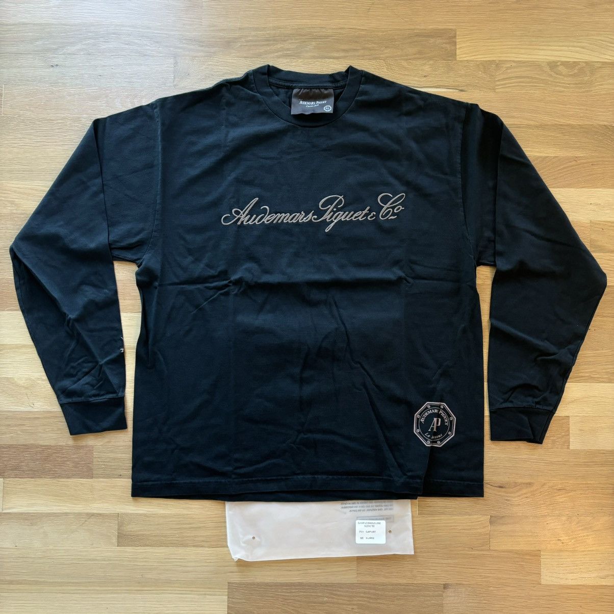 Audemars Piguet × Travis Scott Travis Scott Audemars Piguet Le Brassus Longsleeve Tee Size US XL / EU 56 / 4 - 1 Thumbnail