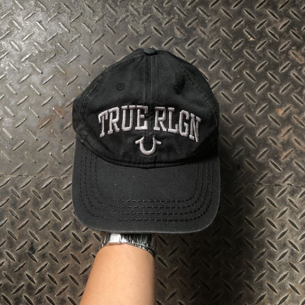 True Religion 🚫 SOLD 🚫 Vintage Y2K True Religion Black Hat Size ONE SIZE - 2 Thumbnail